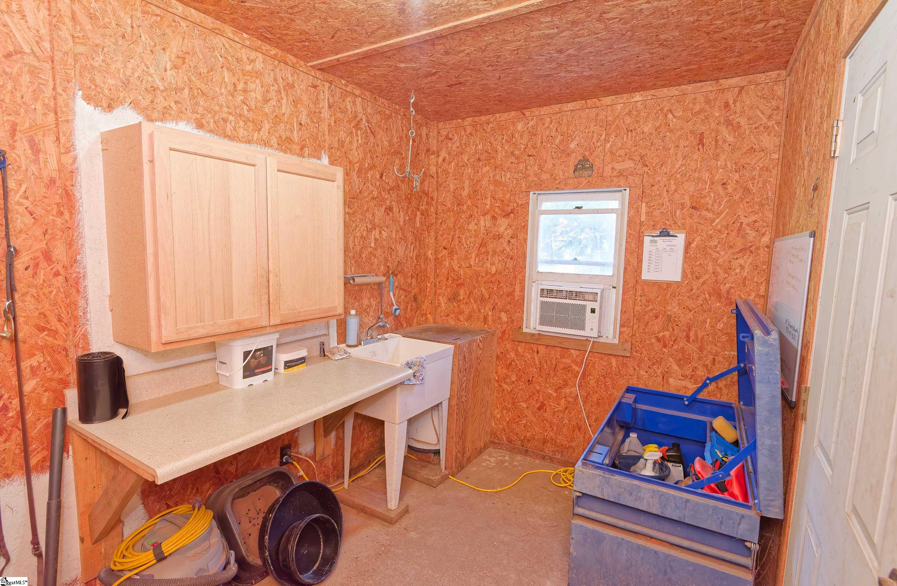 700 N Trade Avenue Property Photo 43