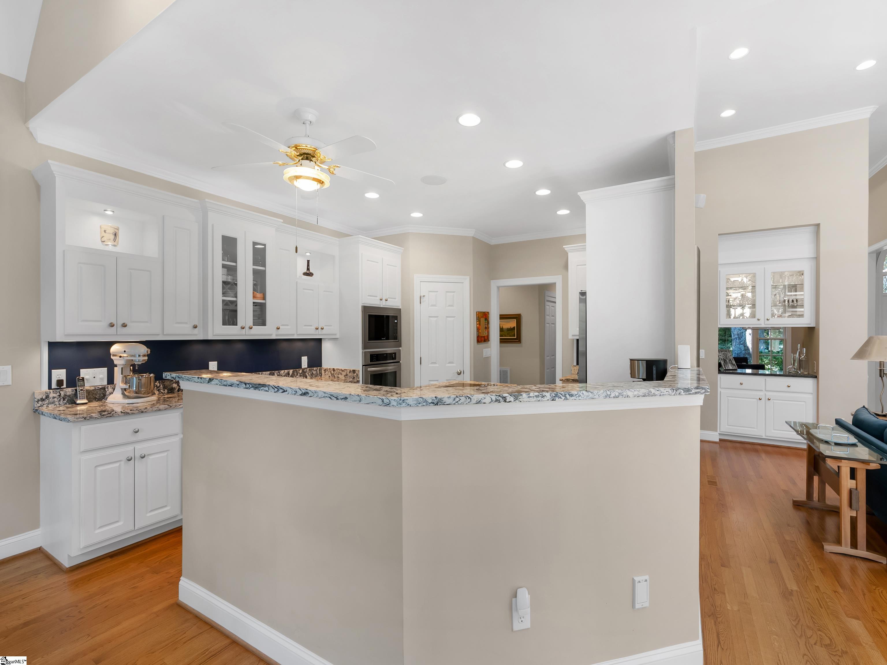 1 Thaxter Way Property Photo 10