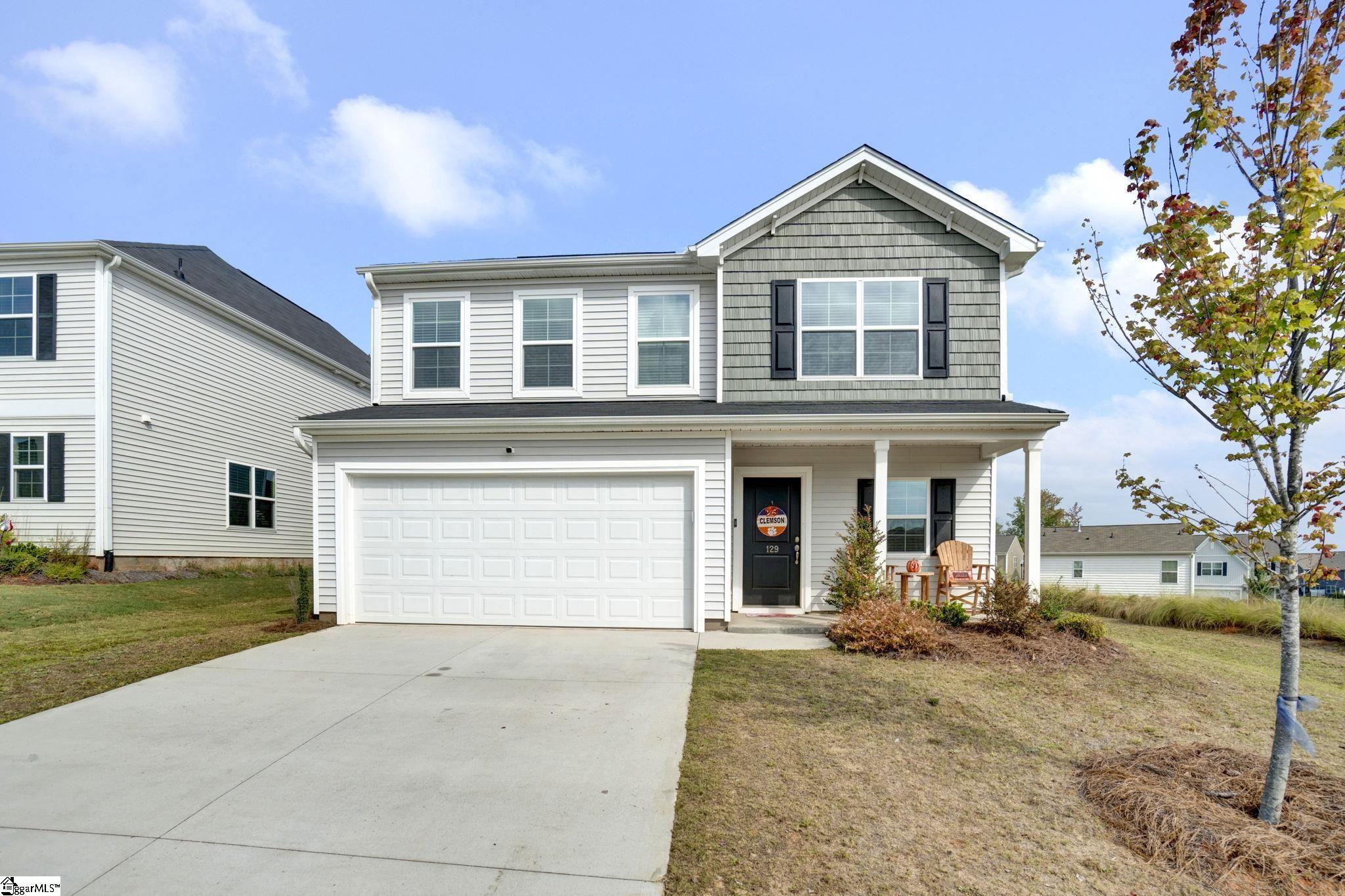 129 W Compass Way Property Photo 1