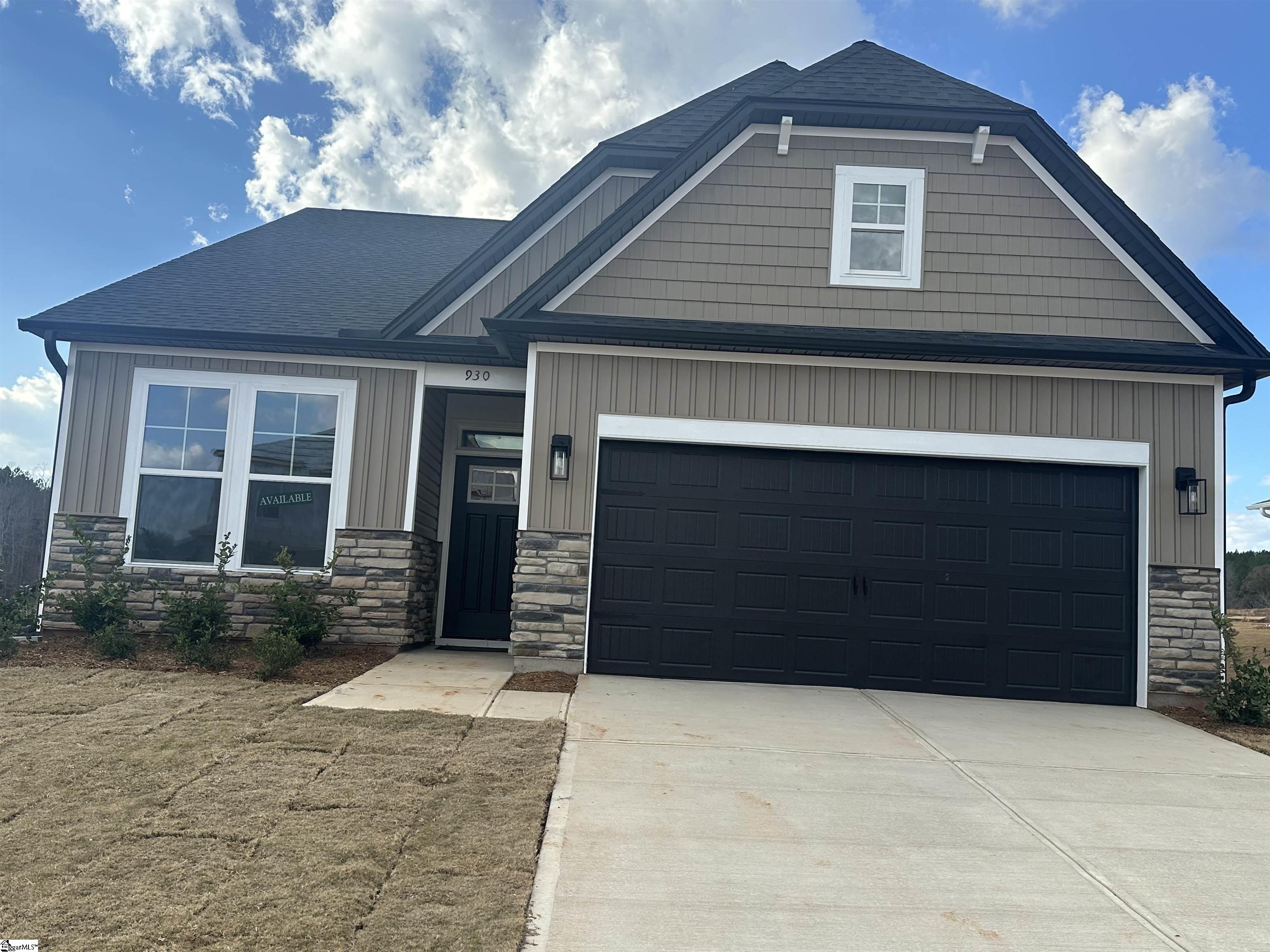 930 Gibbons Street Property Photo 1