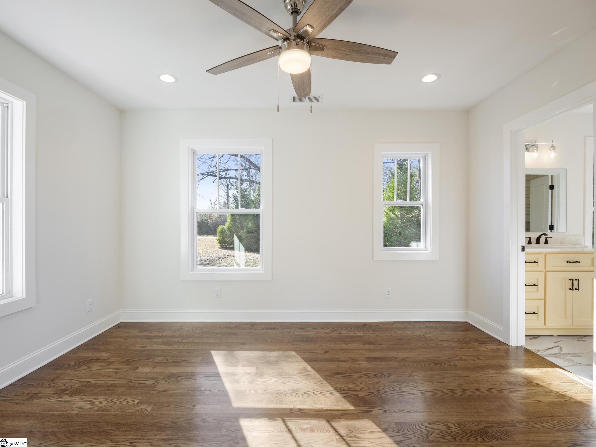 100 Gilbert Road Property Photo 11