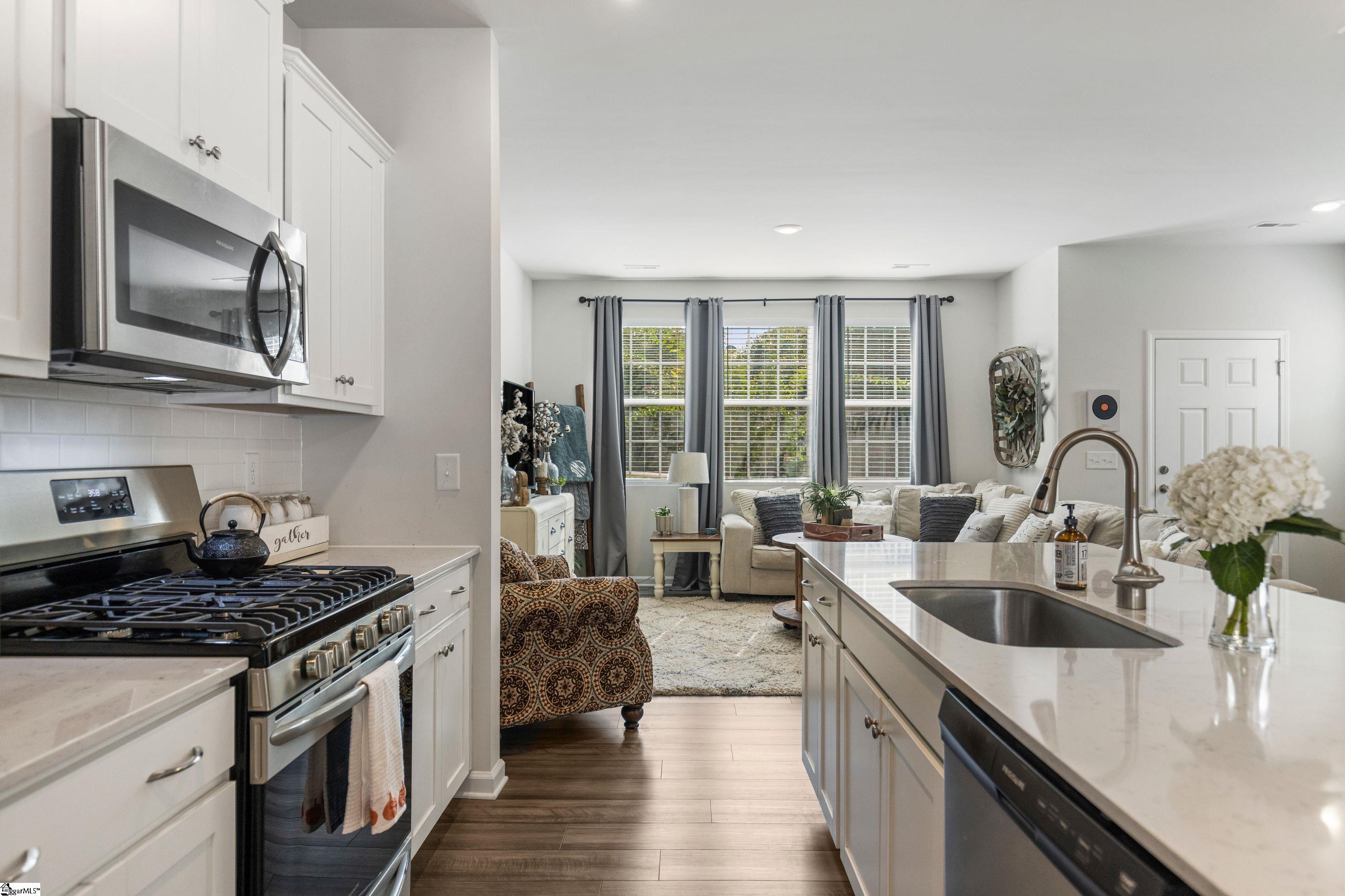 9 Trakas Court Property Photo 6