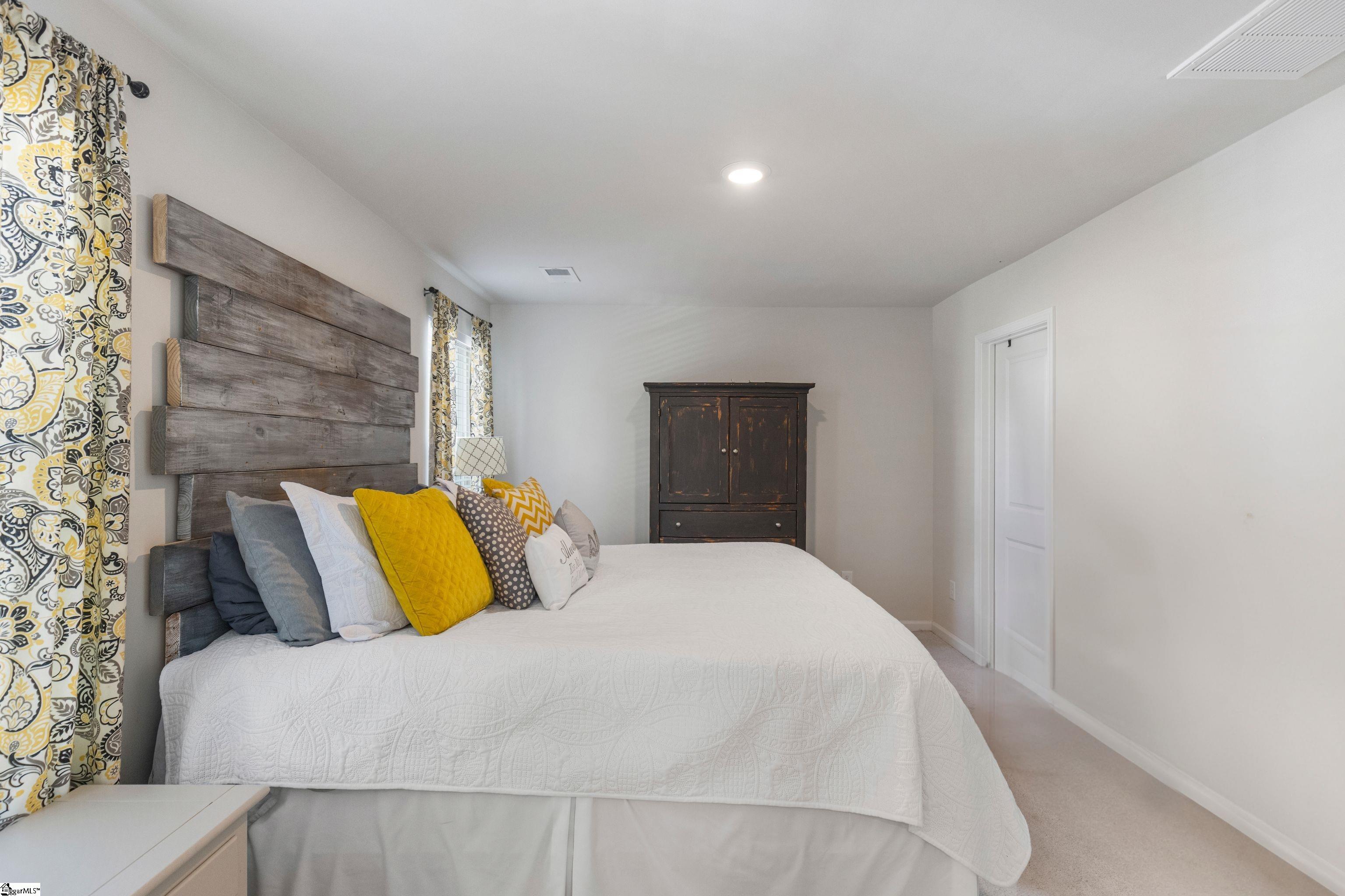 9 Trakas Court Property Photo 15