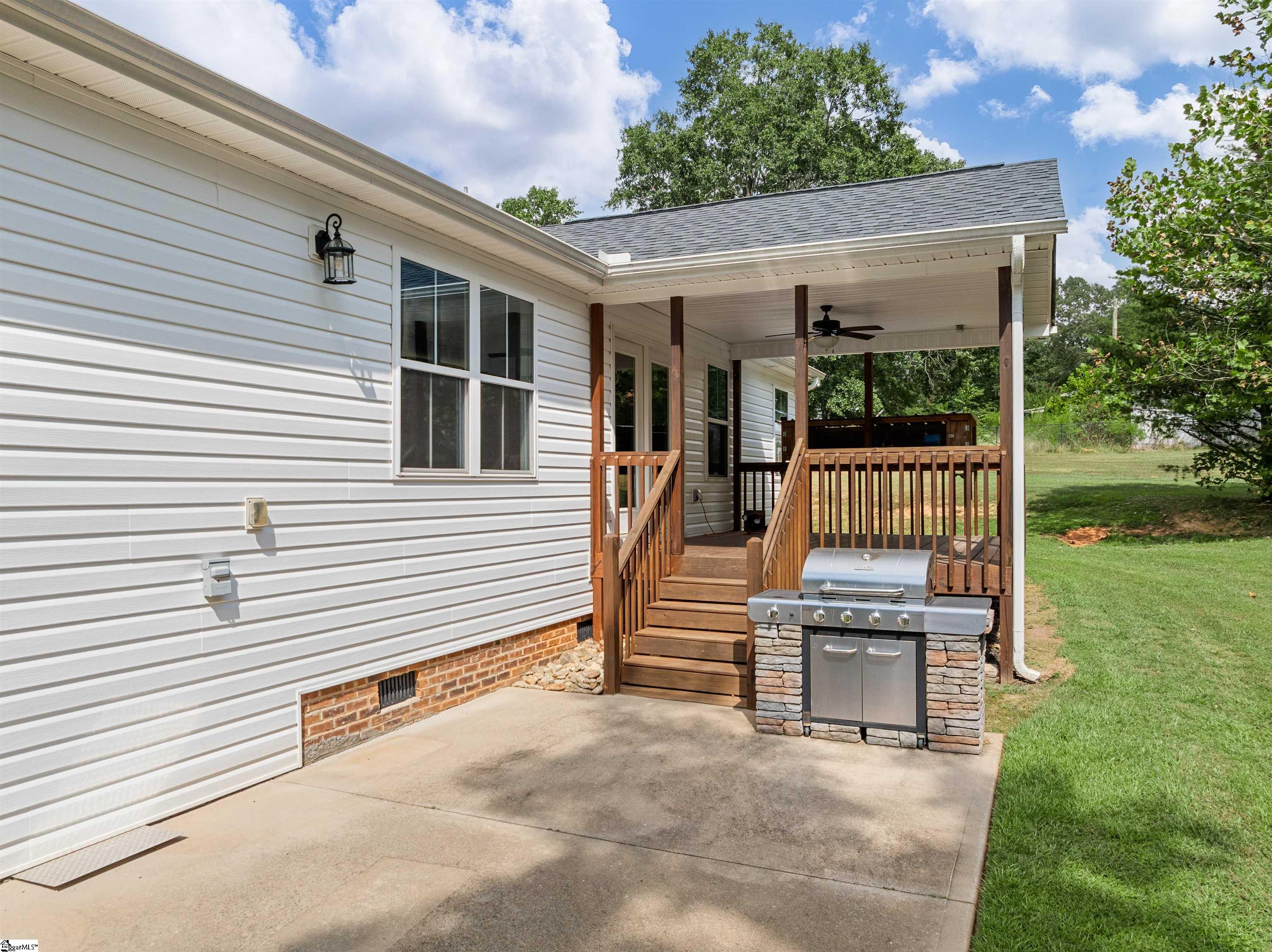 10938 Reidville Road Property Photo 31