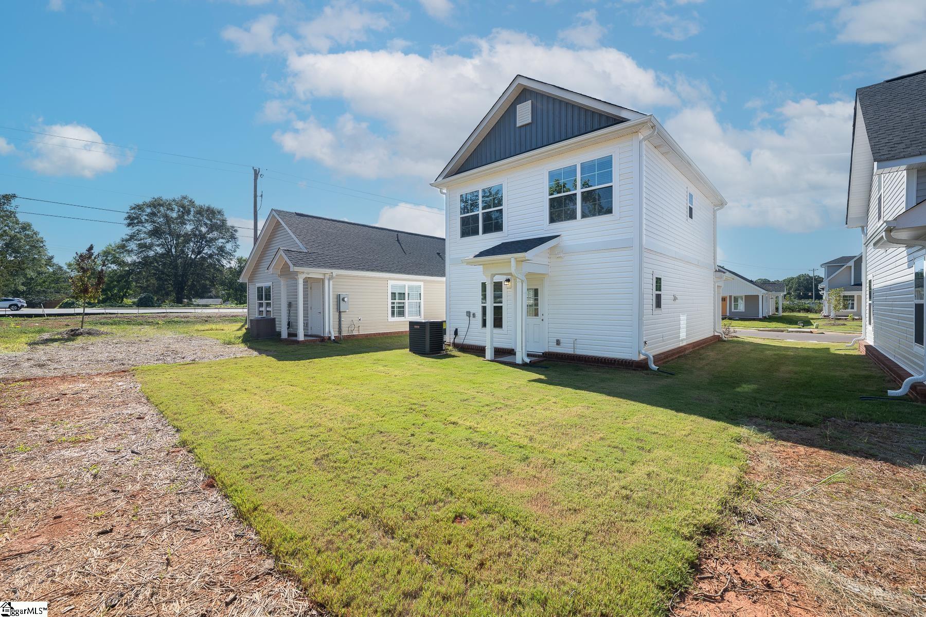 6 Thorndike Way Property Photo 23