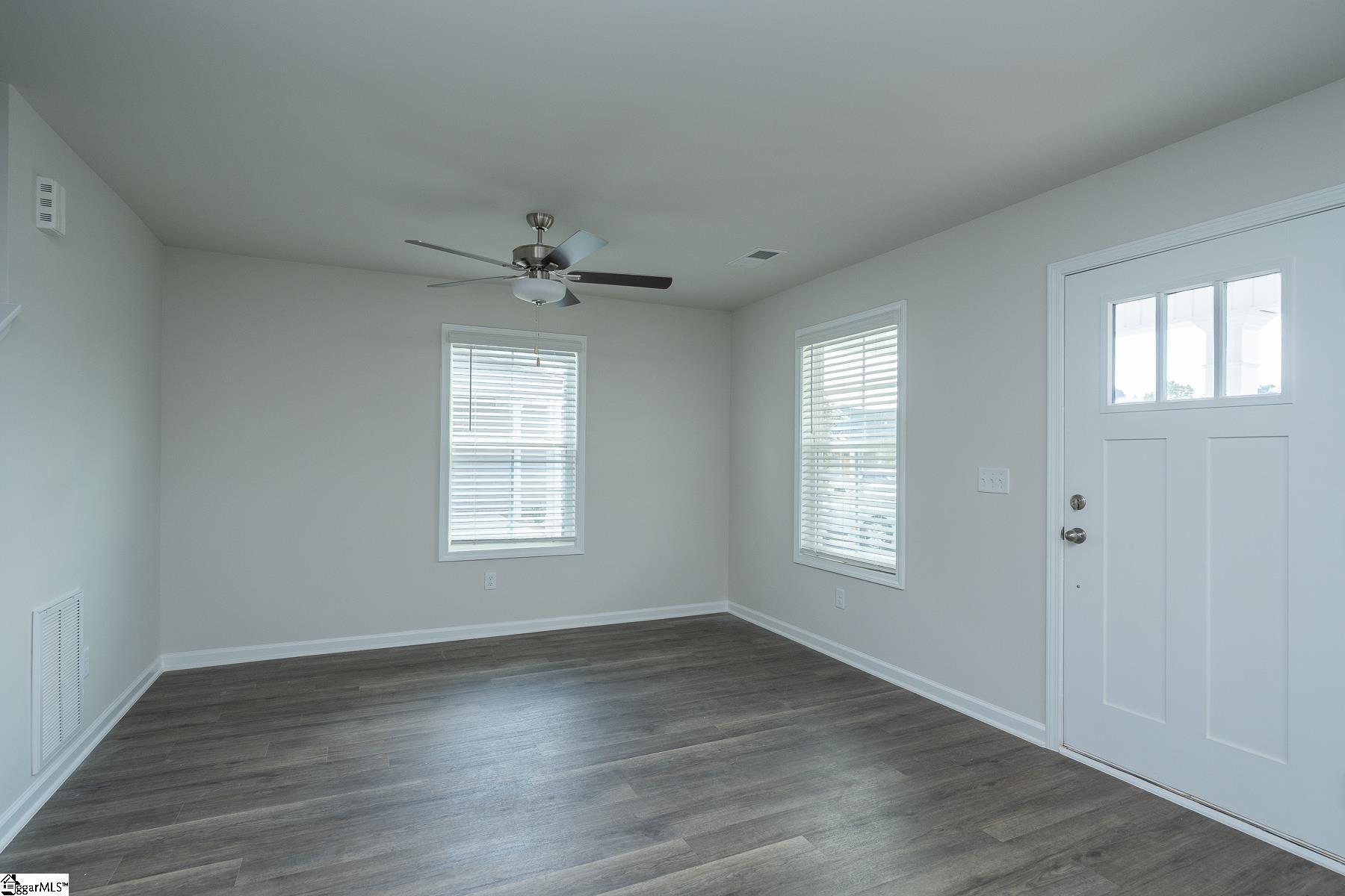 12 Thorndike Way Property Photo 7