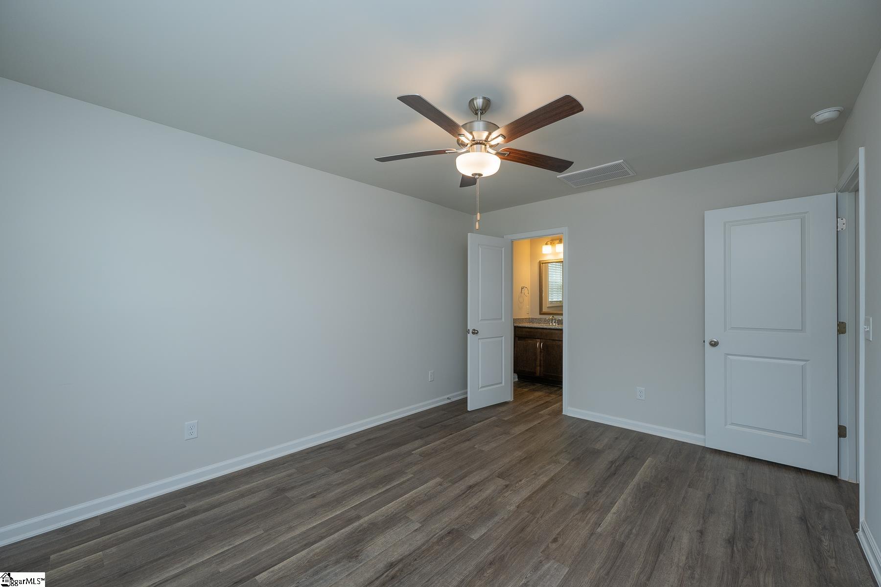 14 Thorndike Way Property Photo 20