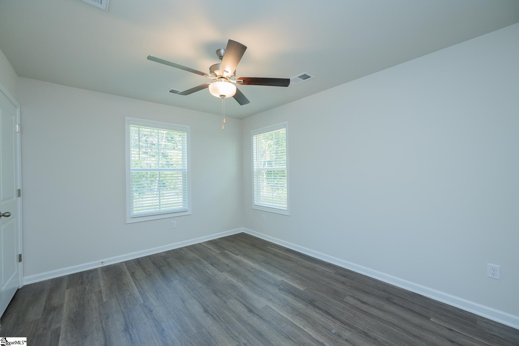 220 Waltham Court Property Photo 14