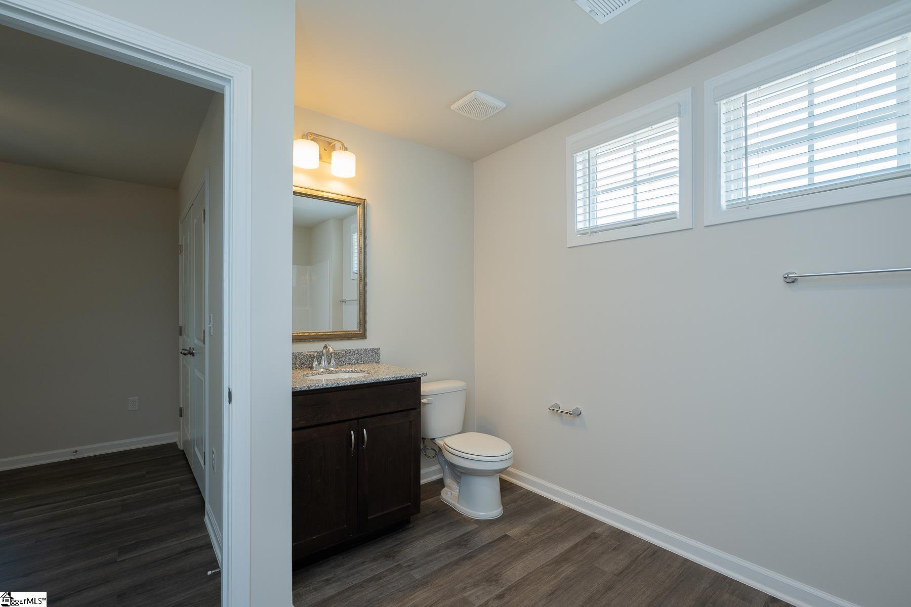 220 Waltham Court Property Photo 19