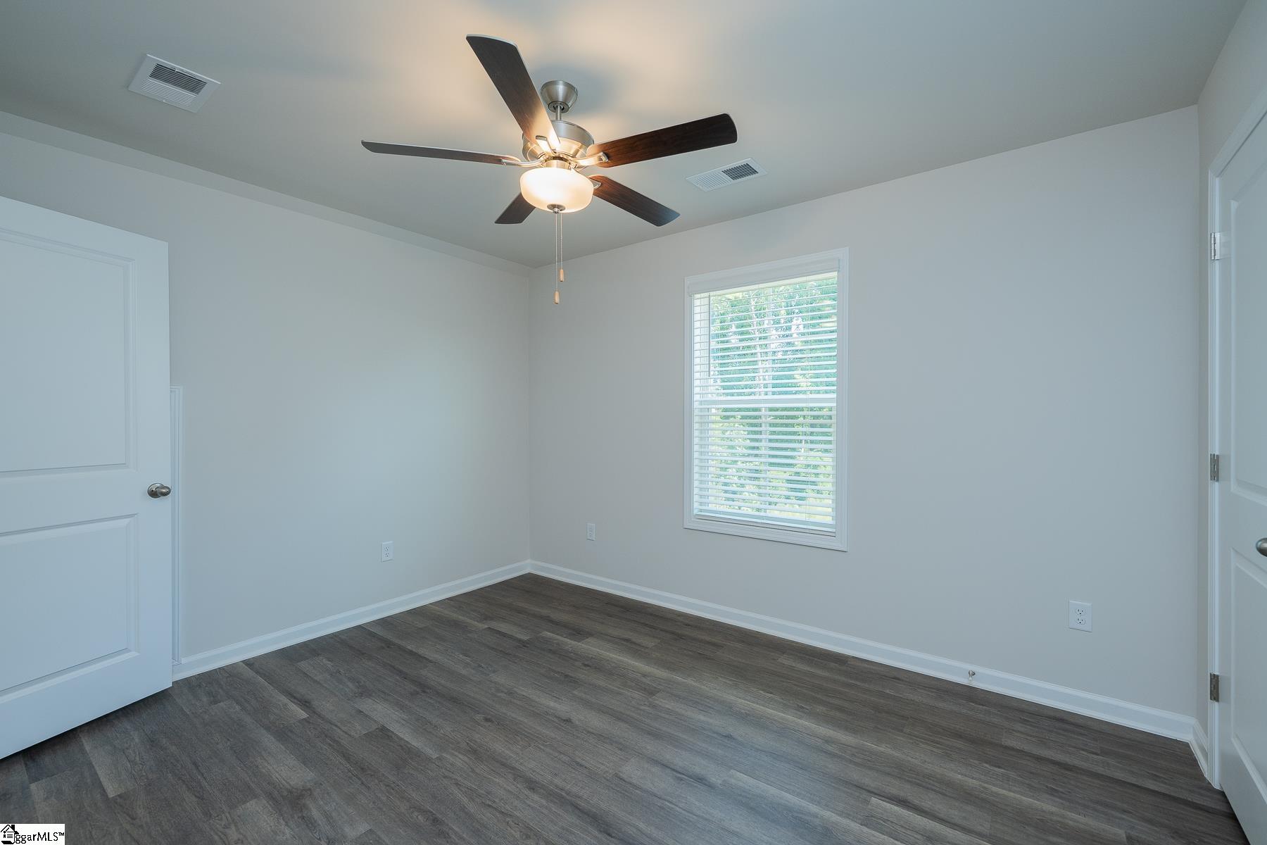 220 Waltham Court Property Photo 22