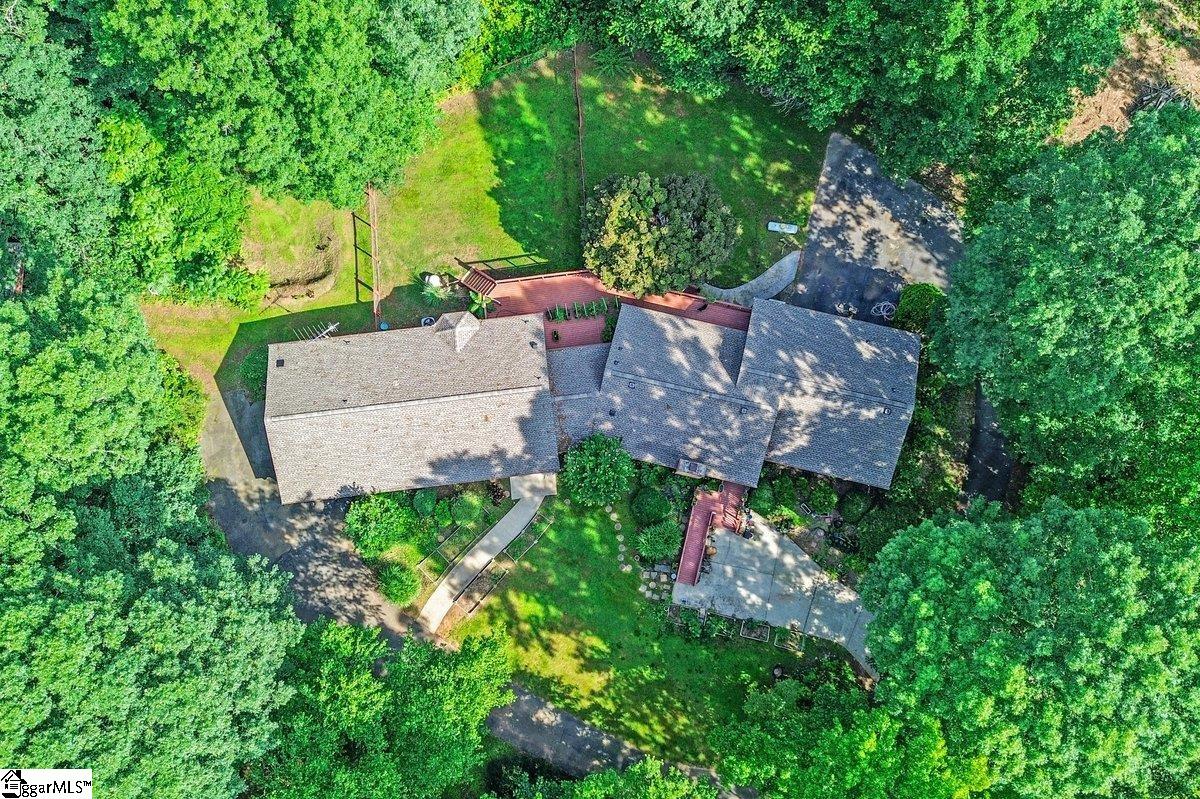1733 Tigerville Road Property Photo 2