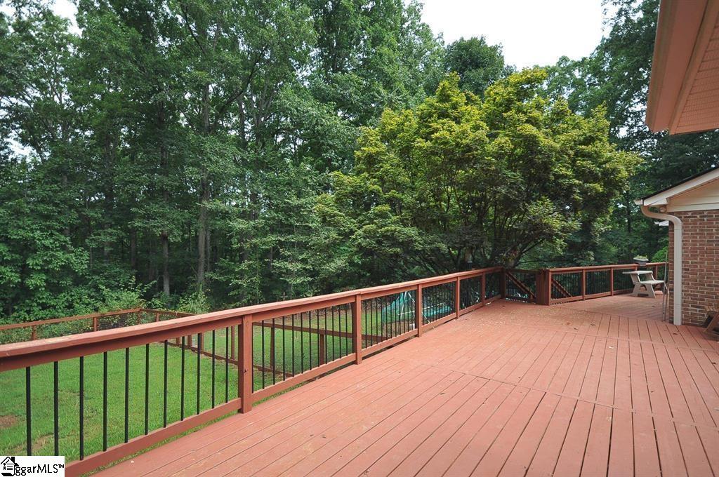 1733 Tigerville Road Property Photo 5