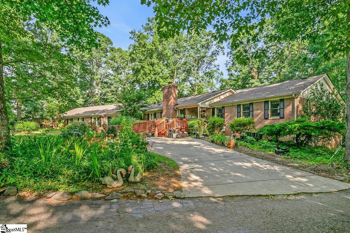 1733 Tigerville Road Property Photo 7