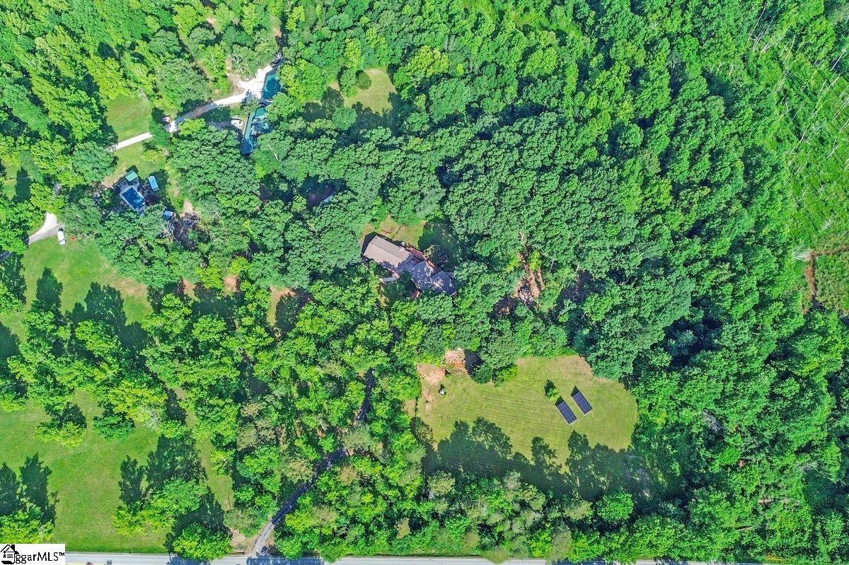 1733 Tigerville Road Property Photo 8