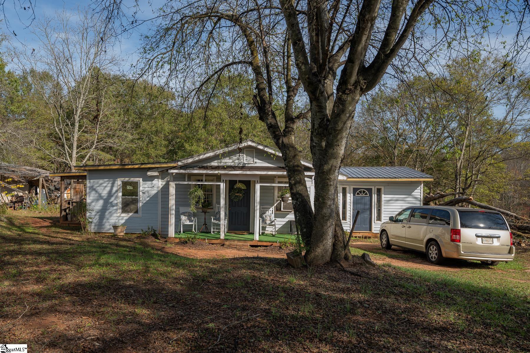 1610 Refuge Road Property Photo 1