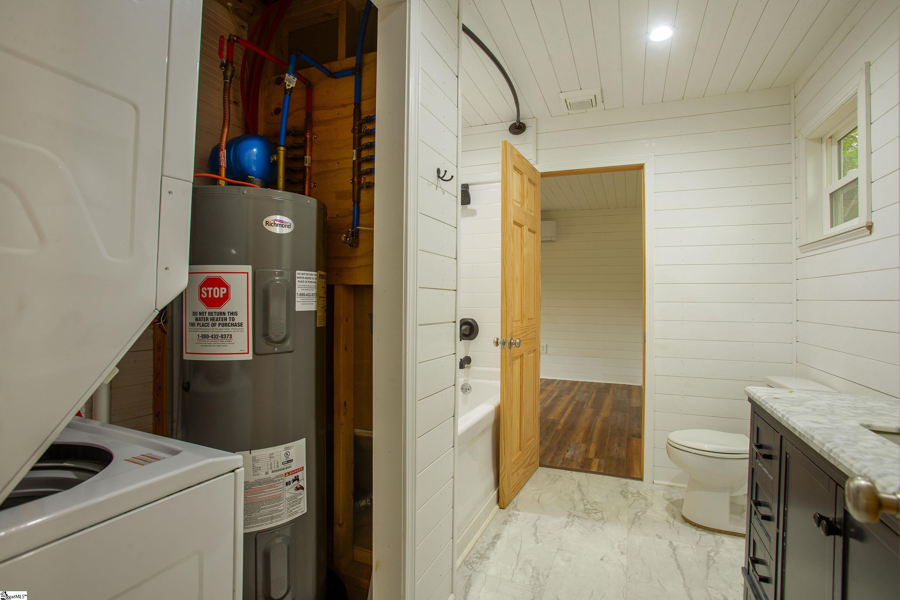 492 Edgewater Road Property Photo 14