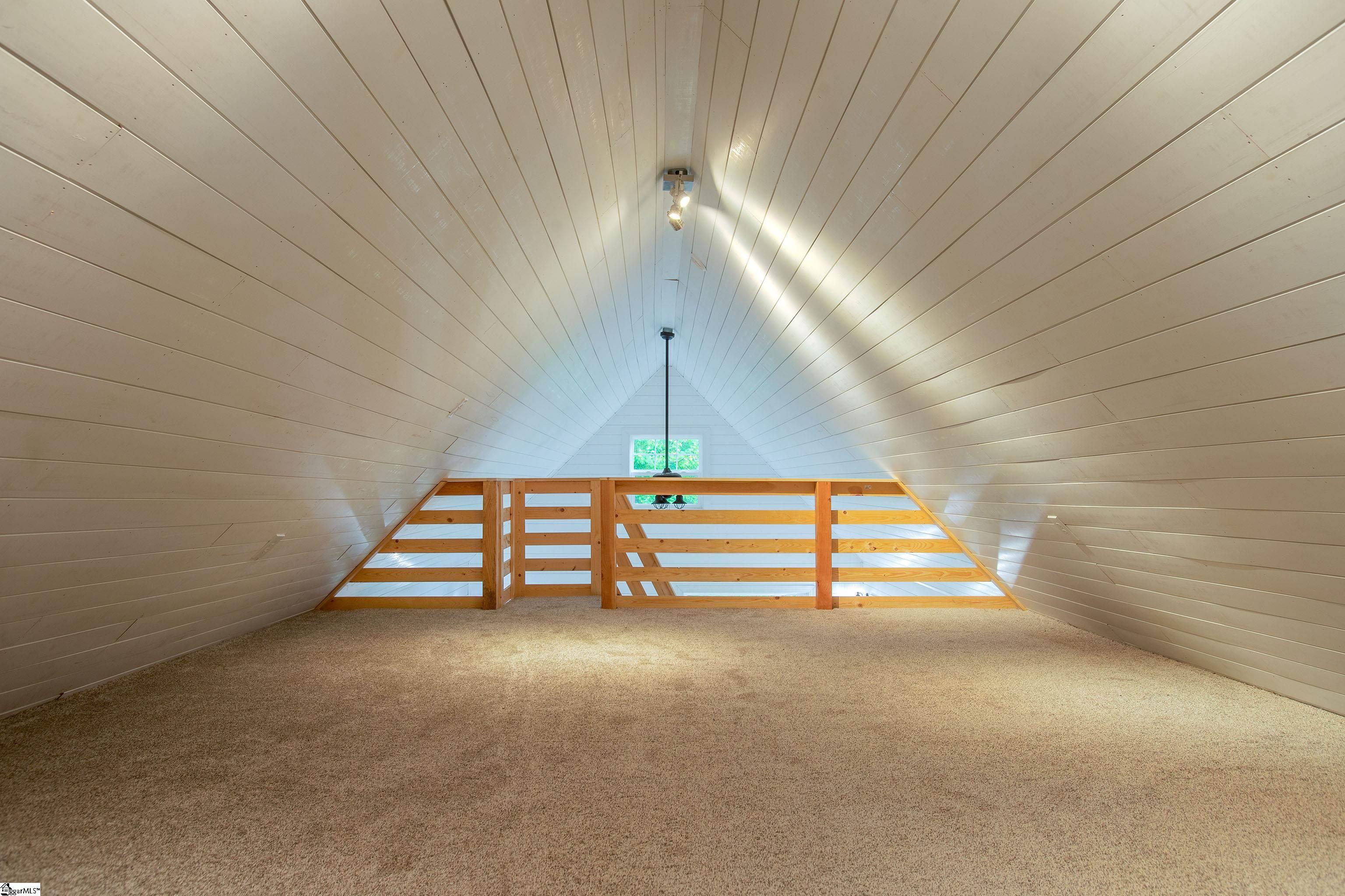 492 Edgewater Road Property Photo 16