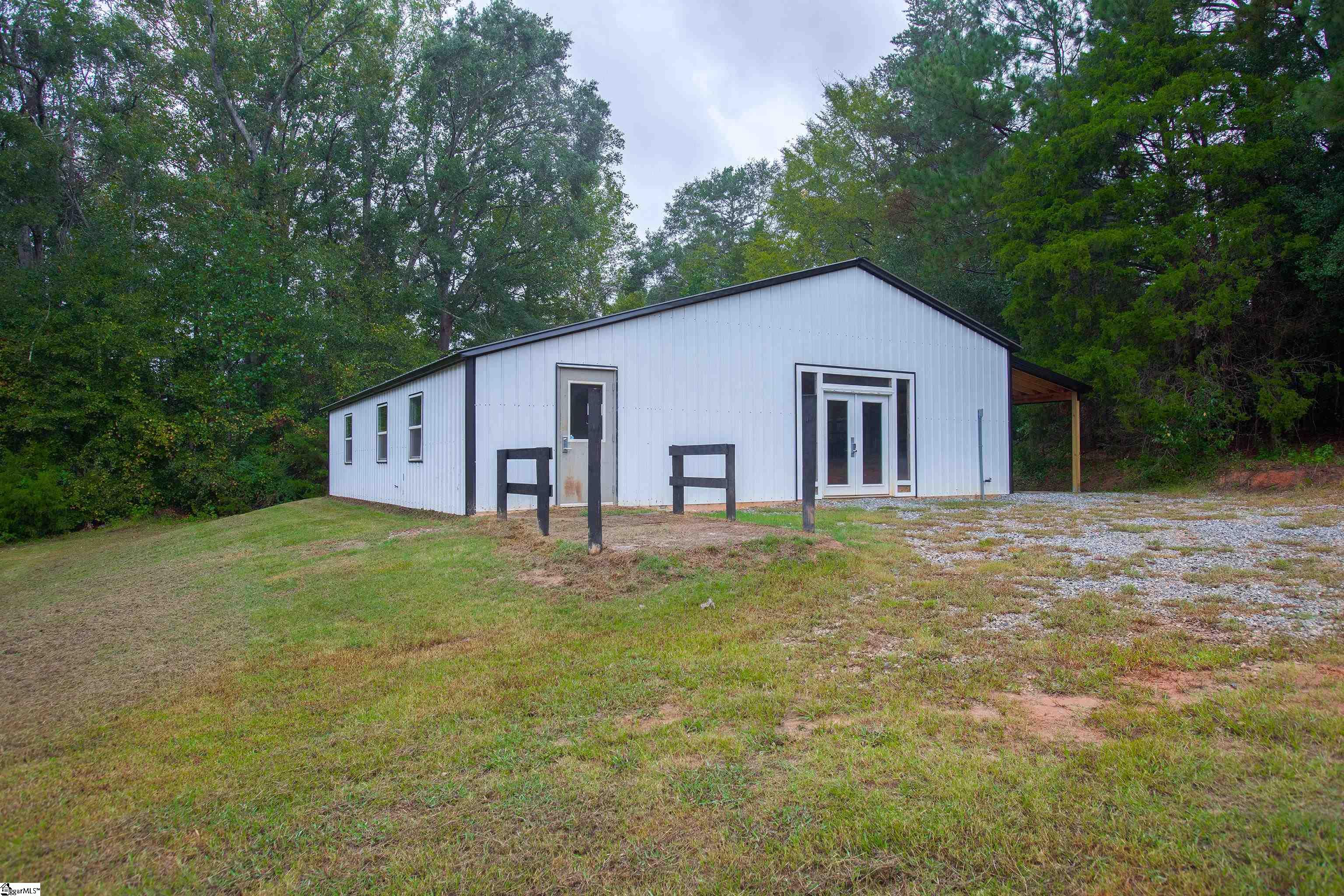 492 Edgewater Road Property Photo 18