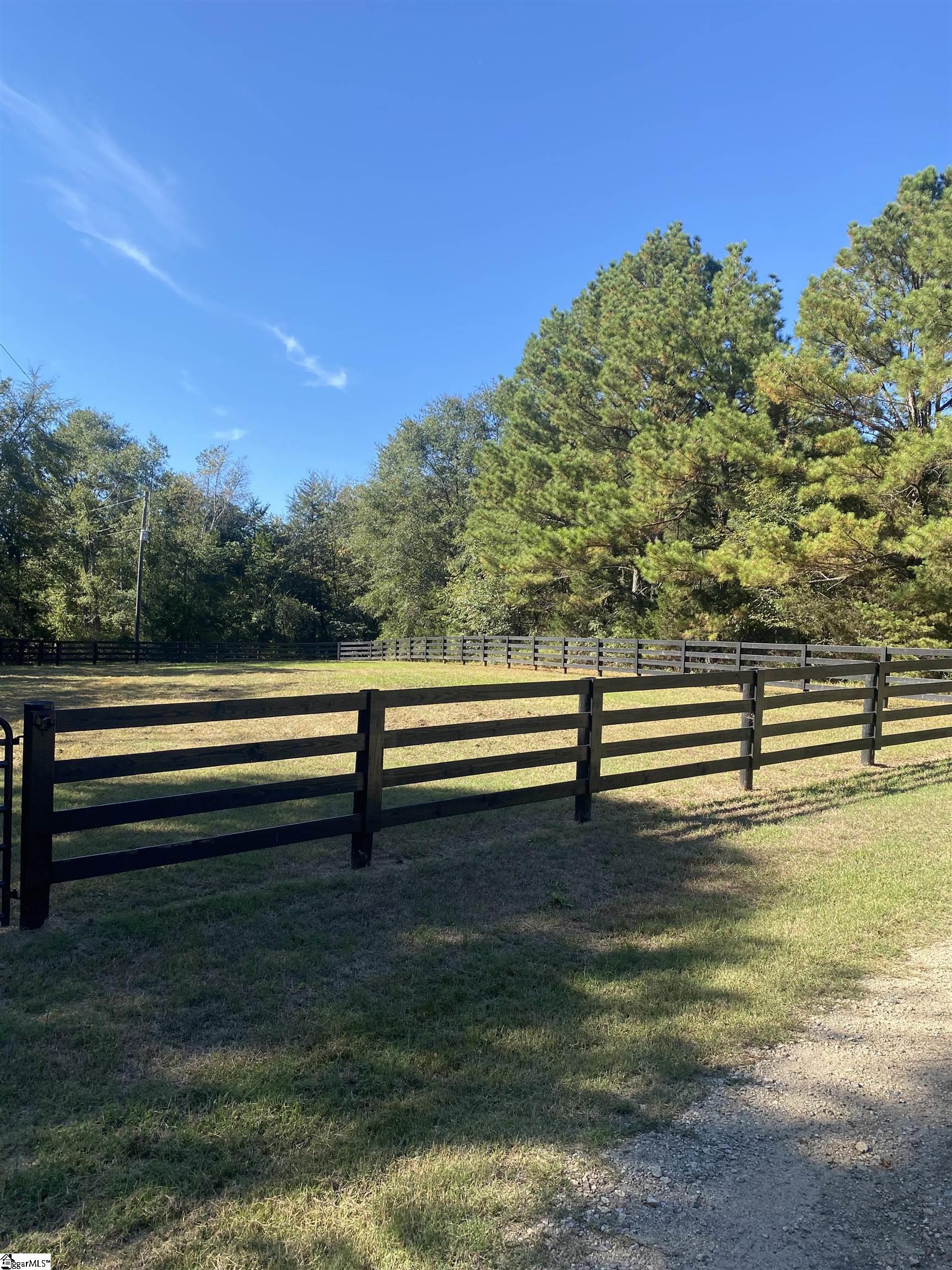 492 Edgewater Road Property Photo 28