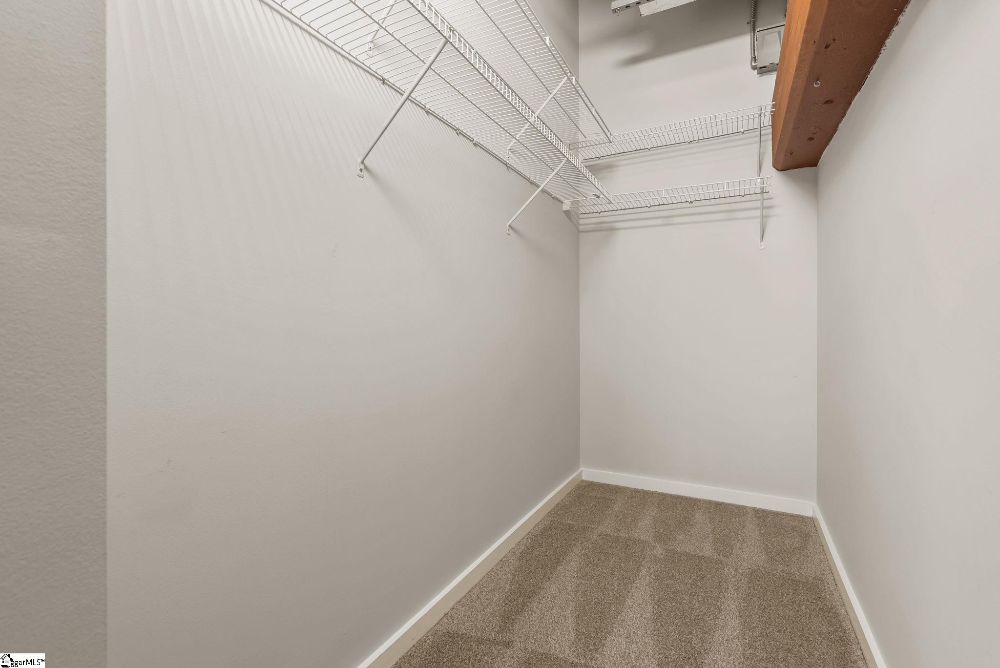 400 Mills Avenue Property Photo 22