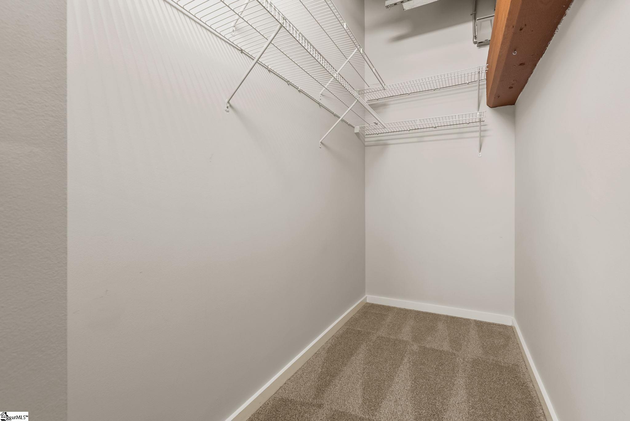 400 Mills Avenue Property Photo 22
