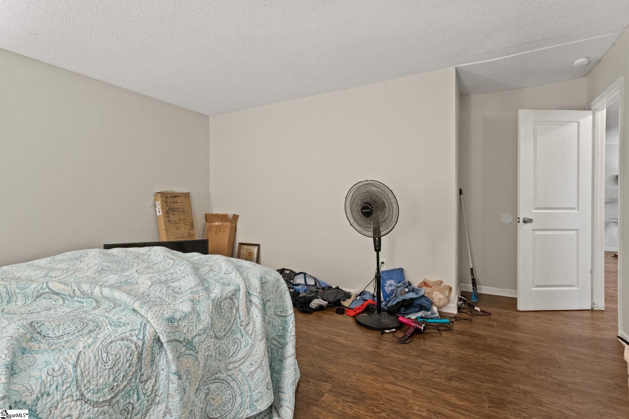 1603 N Main Street Property Photo 11