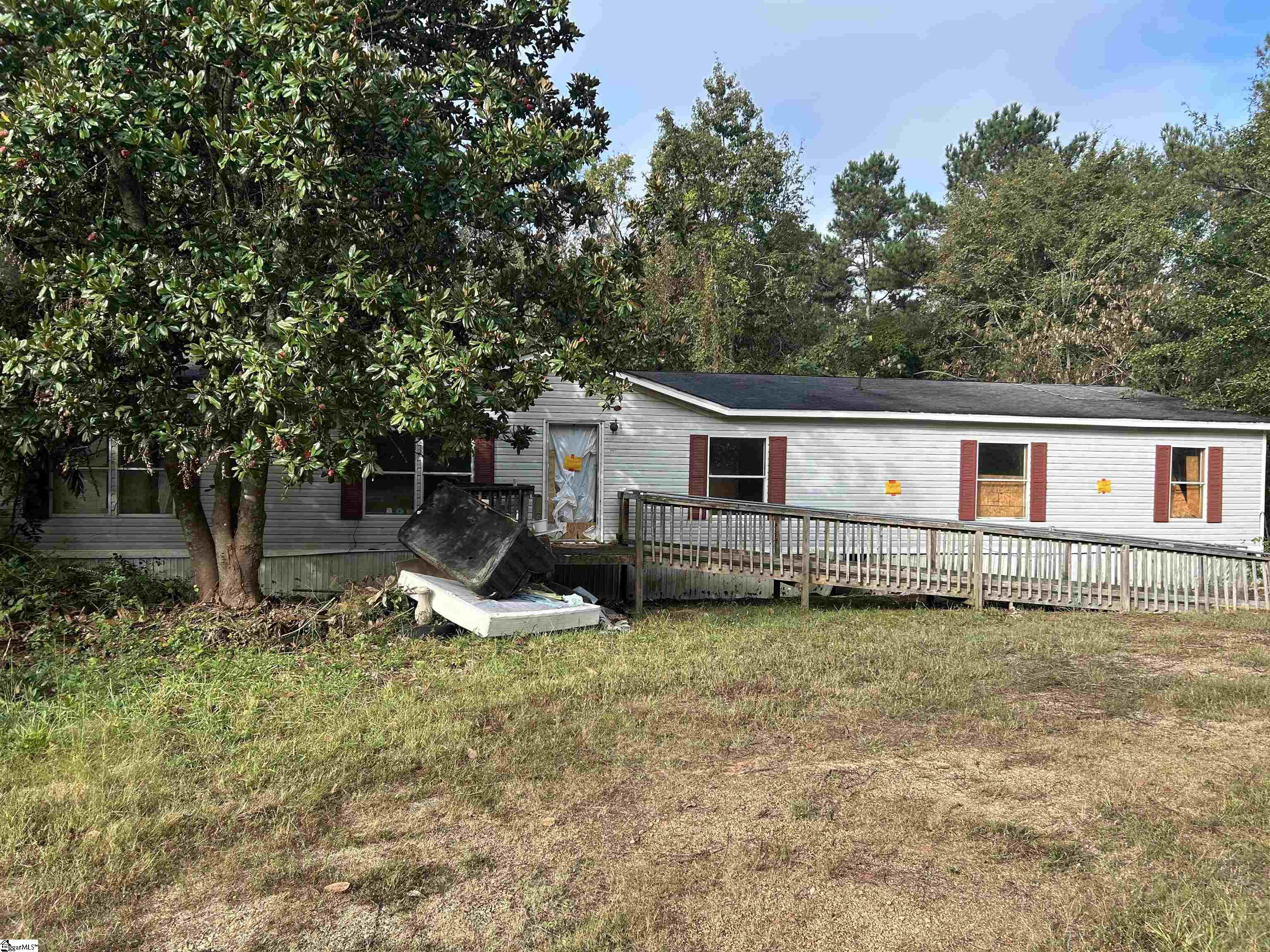 7687 Riverfork Road Property Photo 1