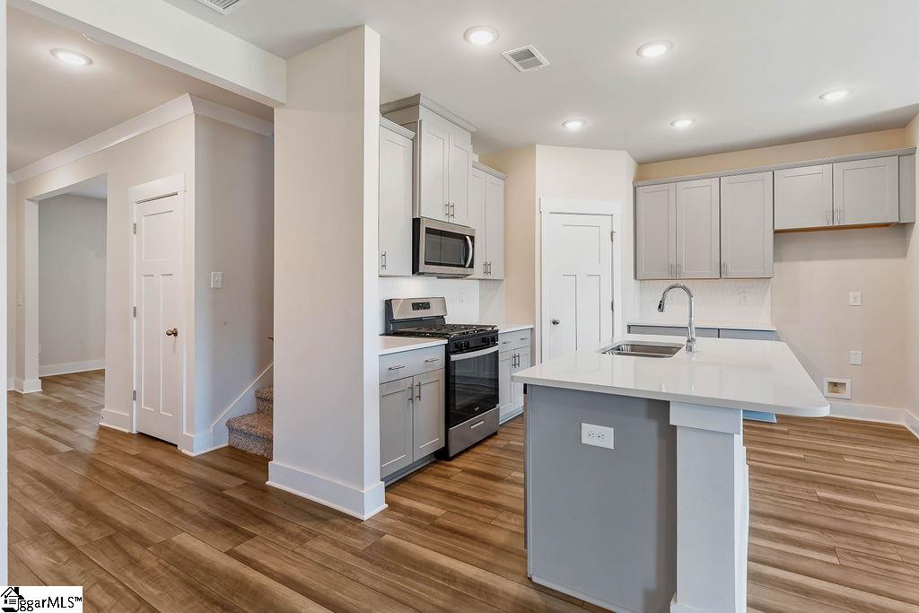 602 Splendid Place Property Photo 10