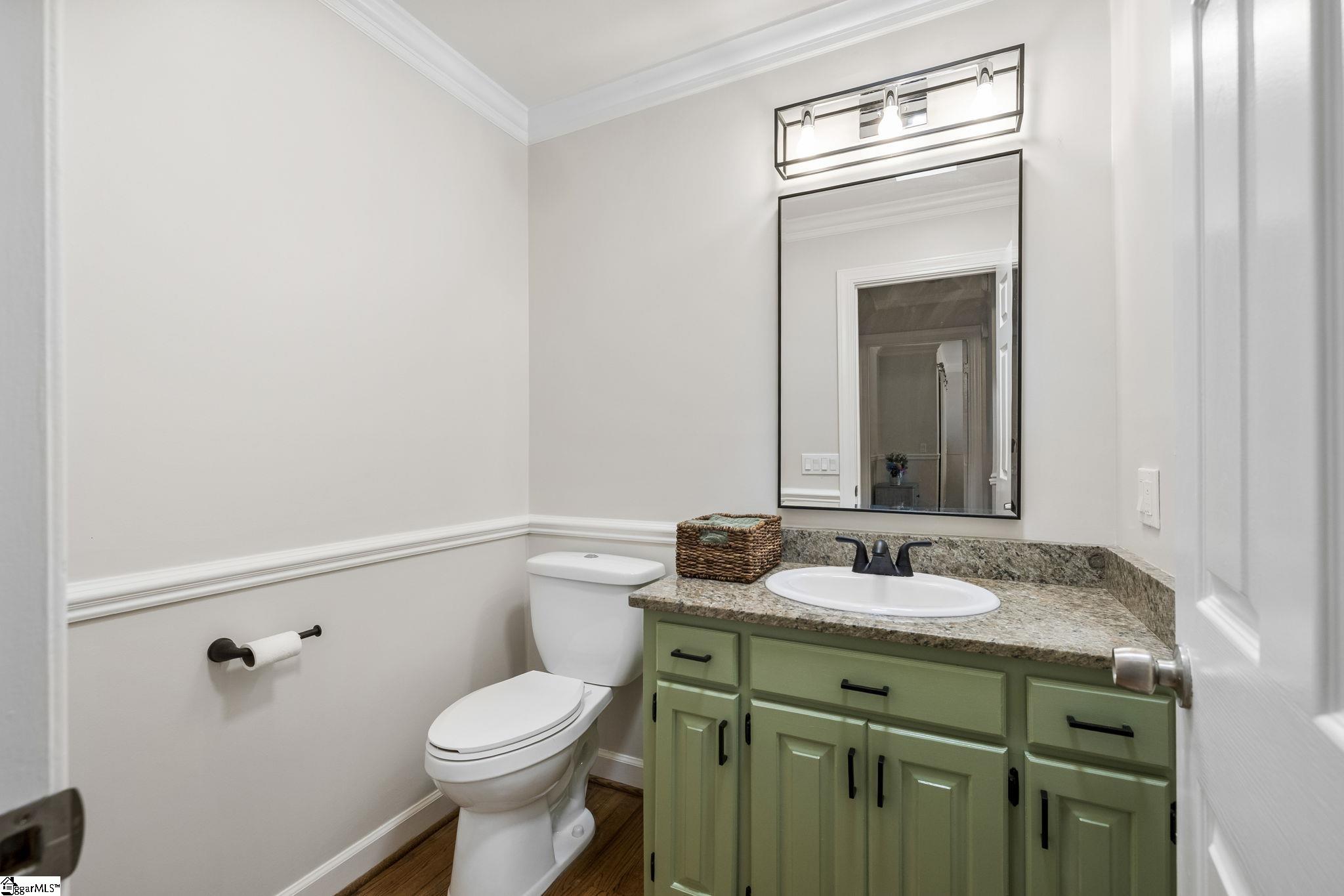 232 Hardwood Road Property Photo 12