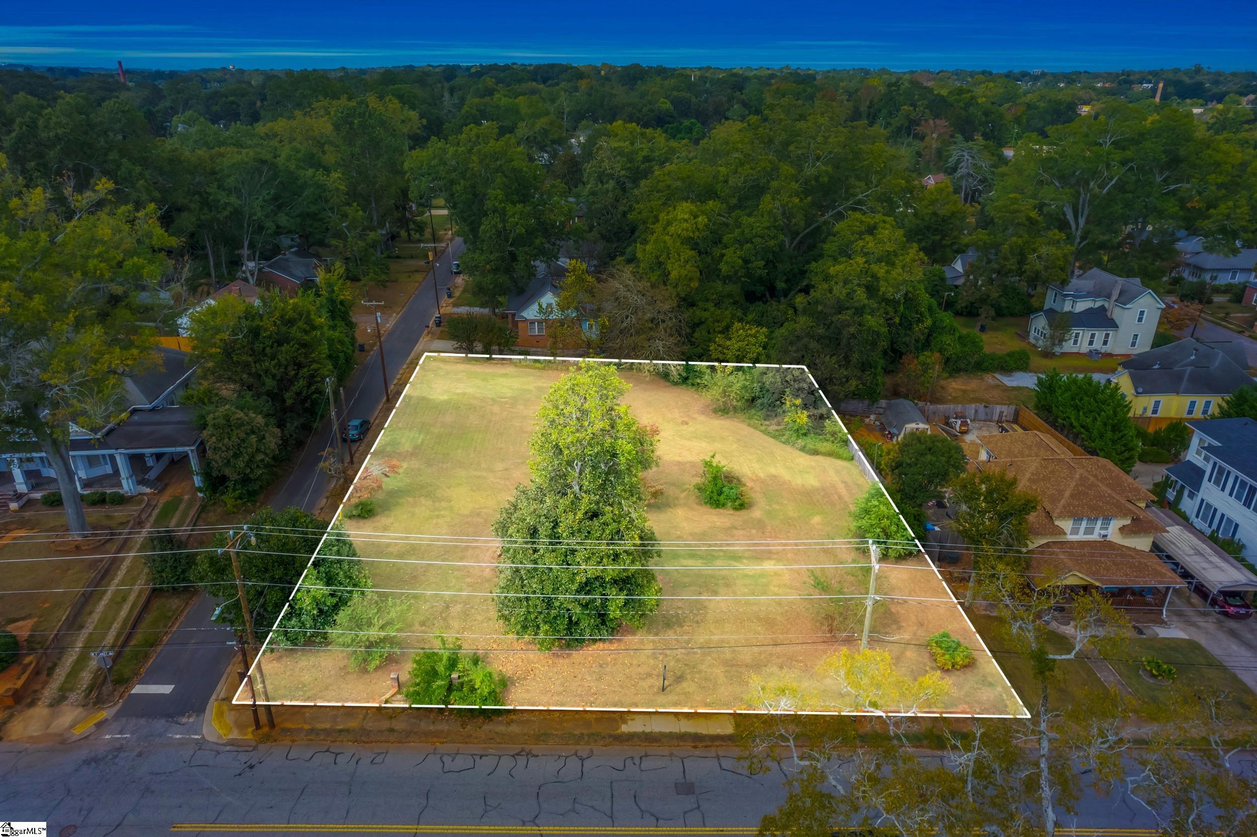 Lot 1 & 2 W Market Street Property Photo 4