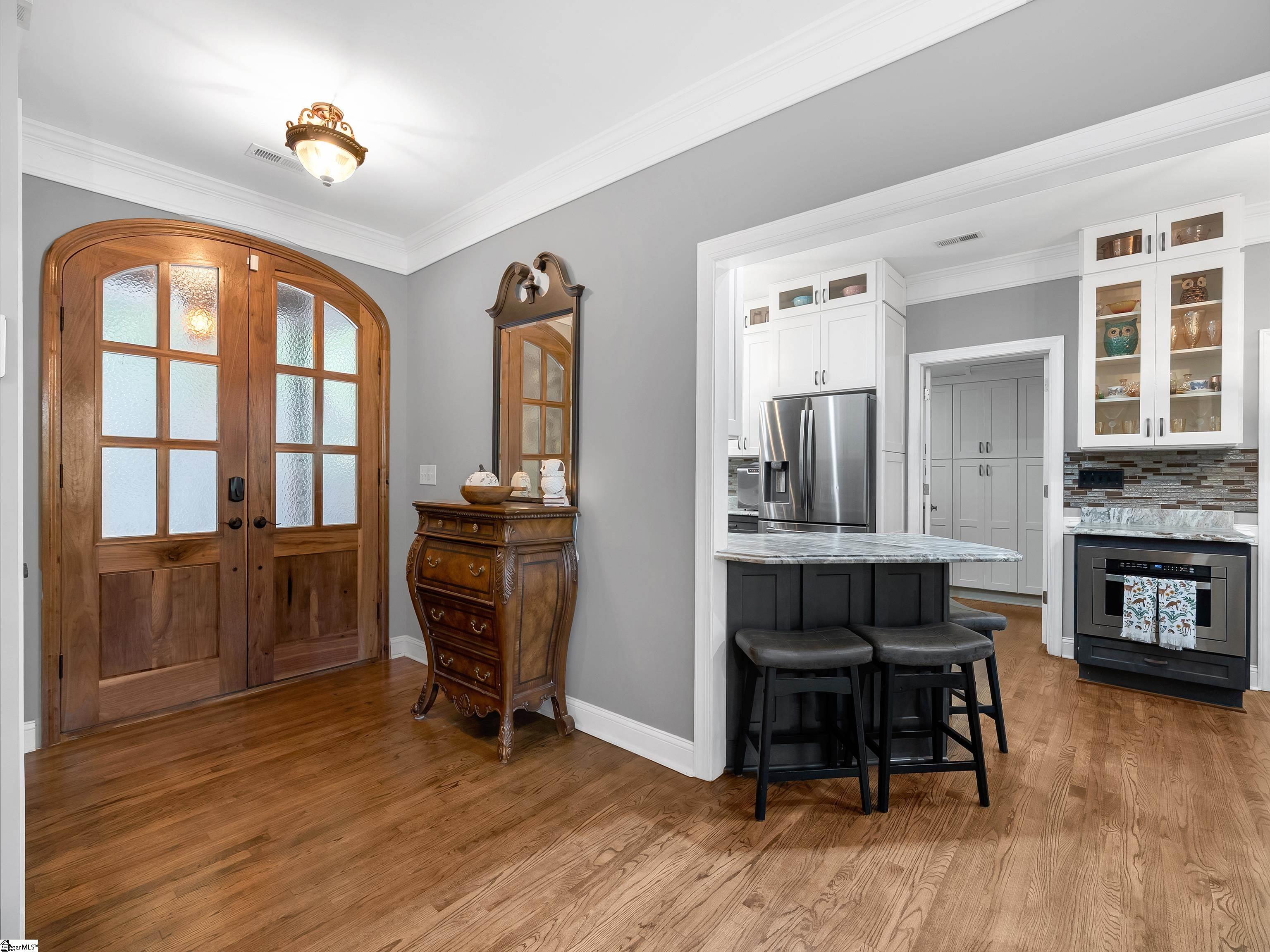 119 Foxboro Road Property Photo 4