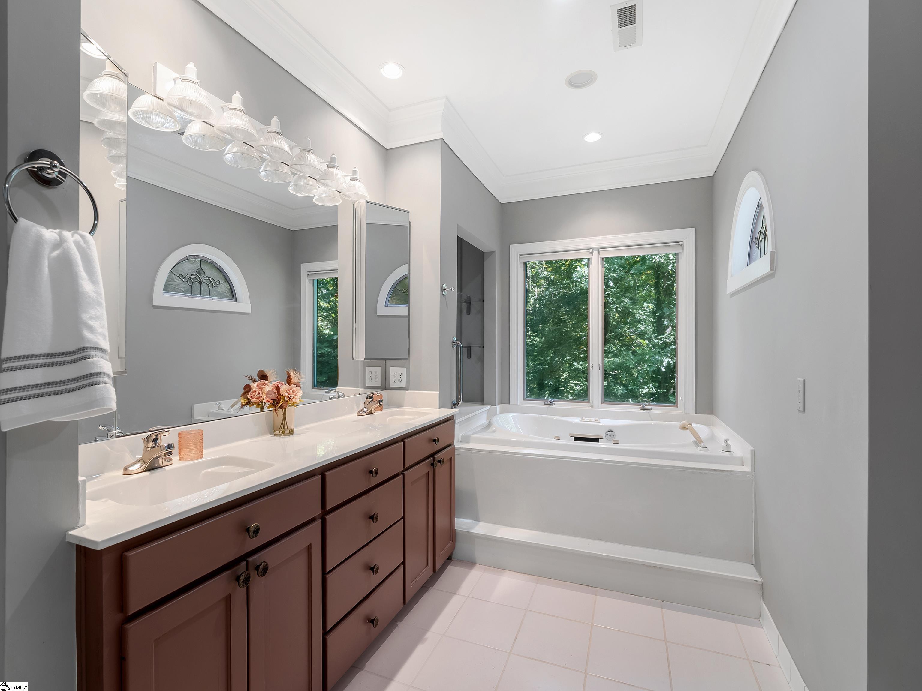 119 Foxboro Road Property Photo 17