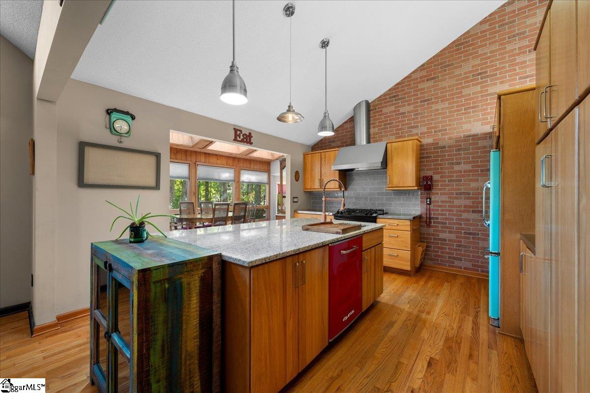 505 Long Reach Drive Property Photo 8