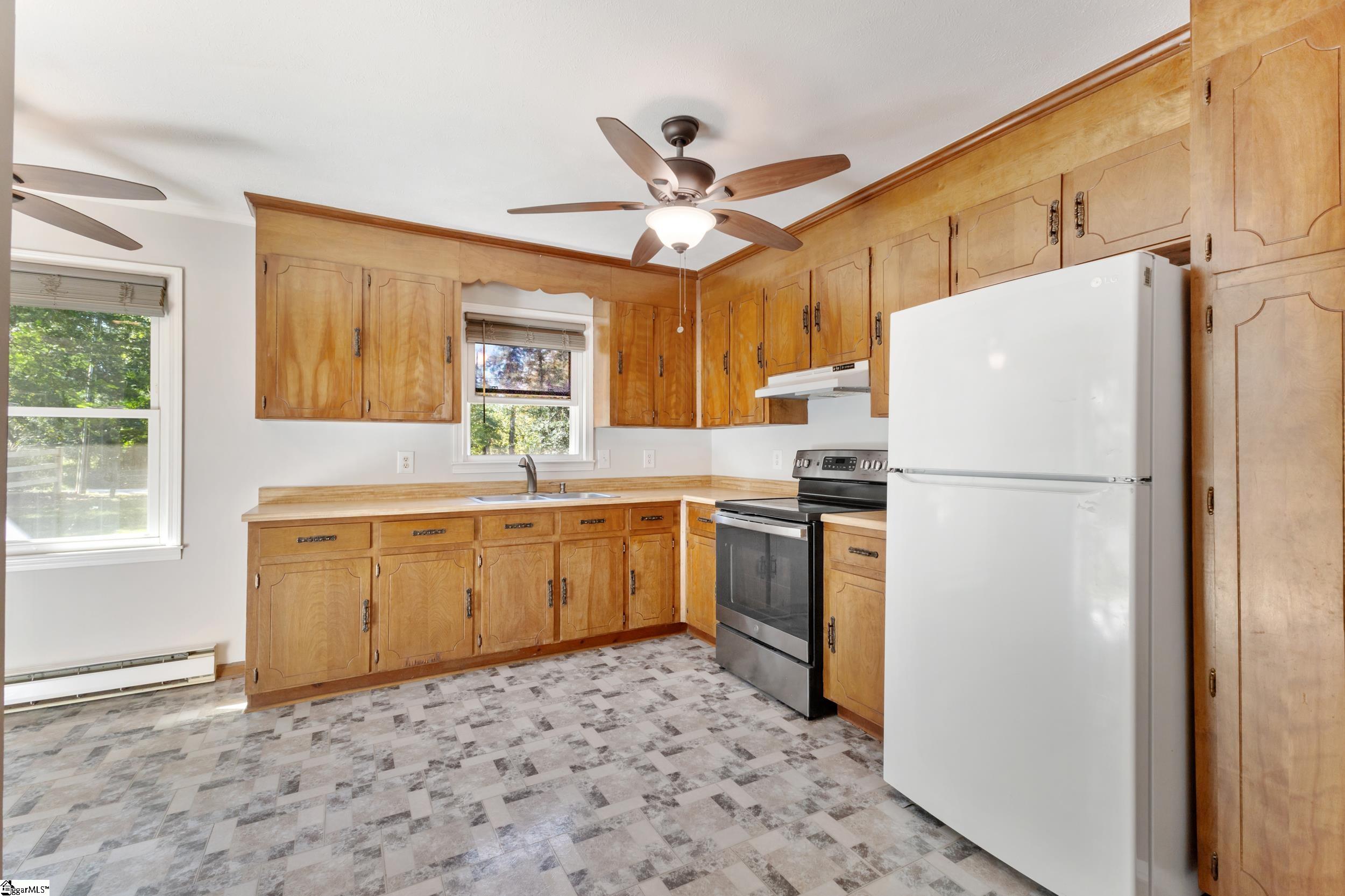 1120 Saluda Lake Road Property Photo 10