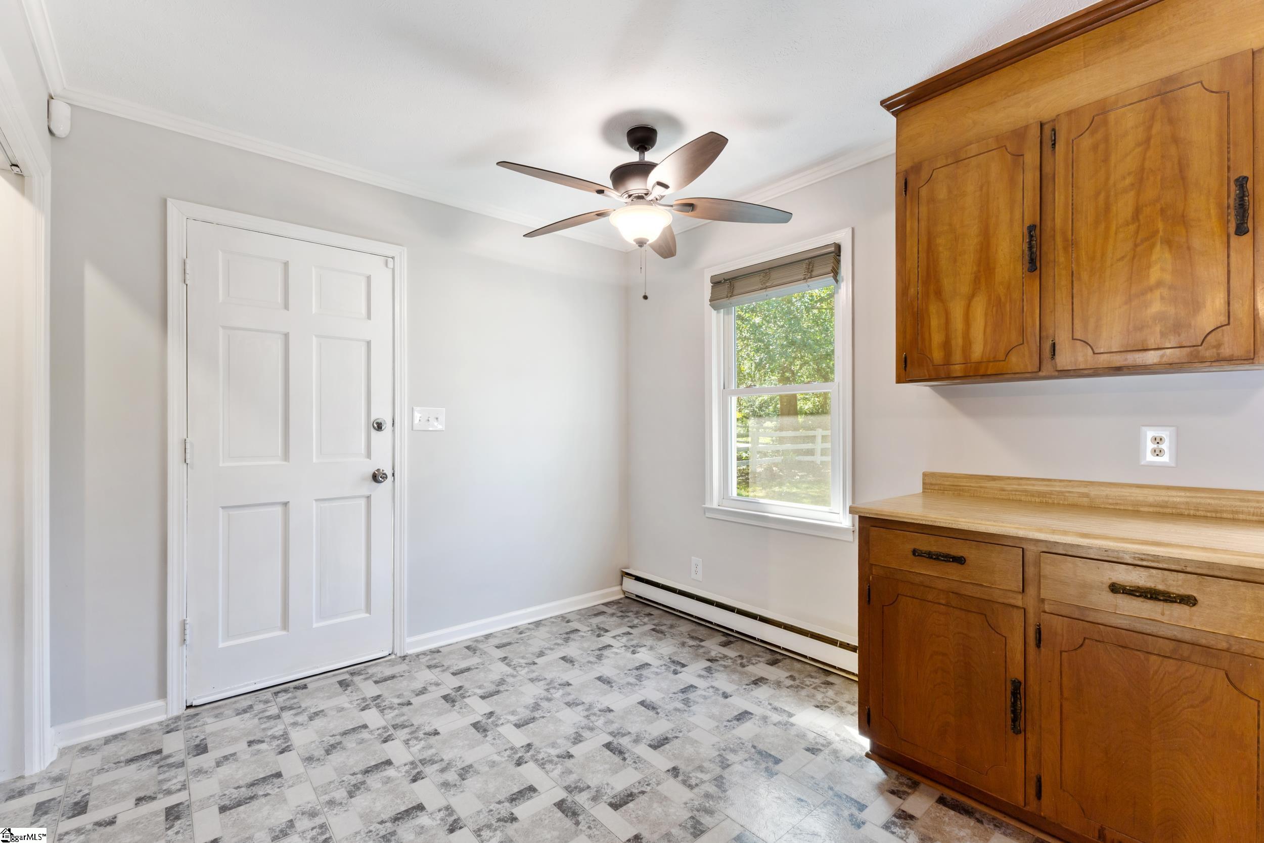 1120 Saluda Lake Road Property Photo 11