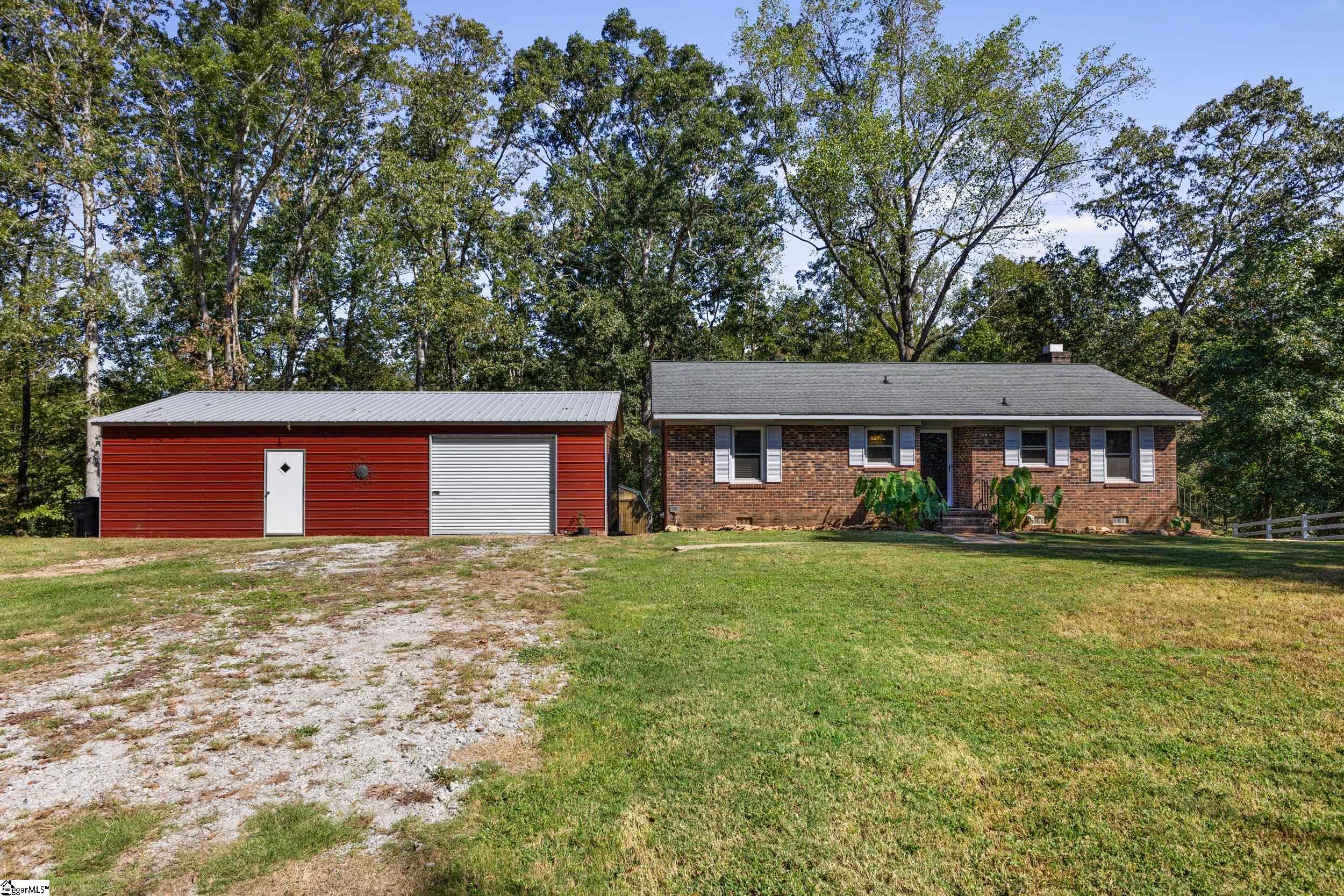 1120 Saluda Lake Road Property Photo 28