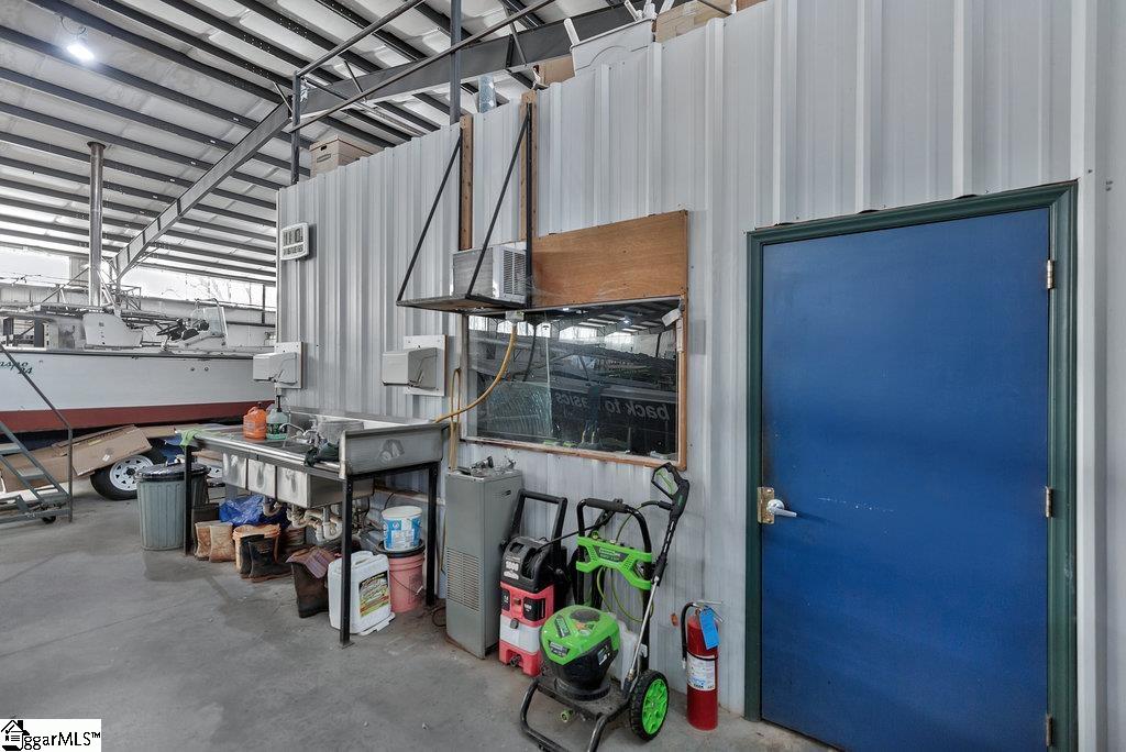 5575 Dobbins Bridge Road Property Photo 16