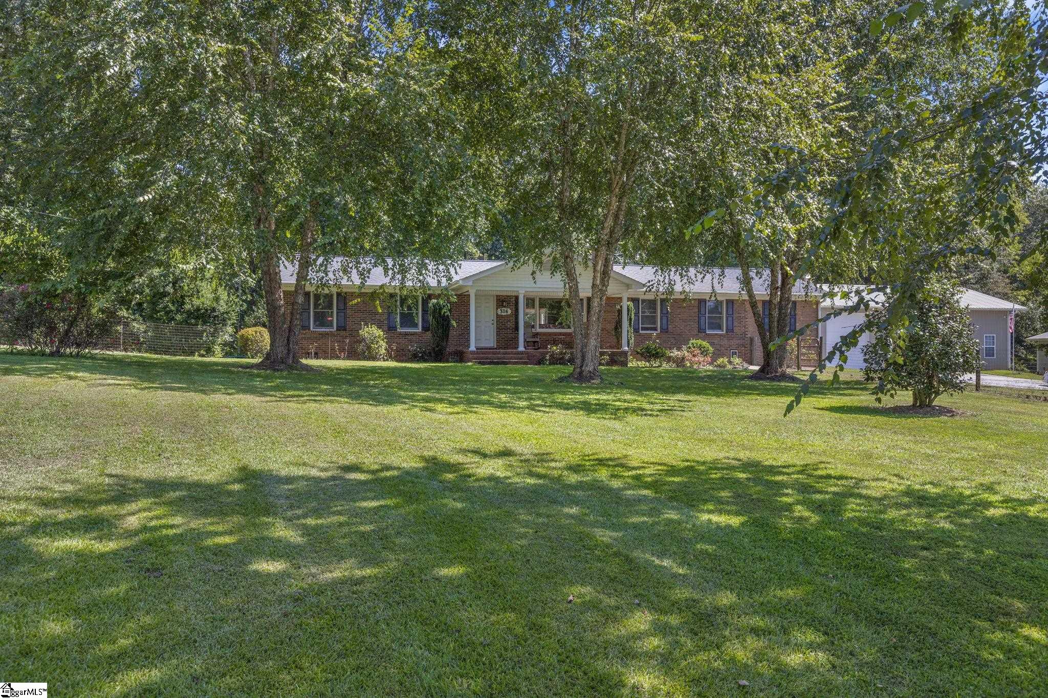 316 Mountain Estates Road Property Photo 2