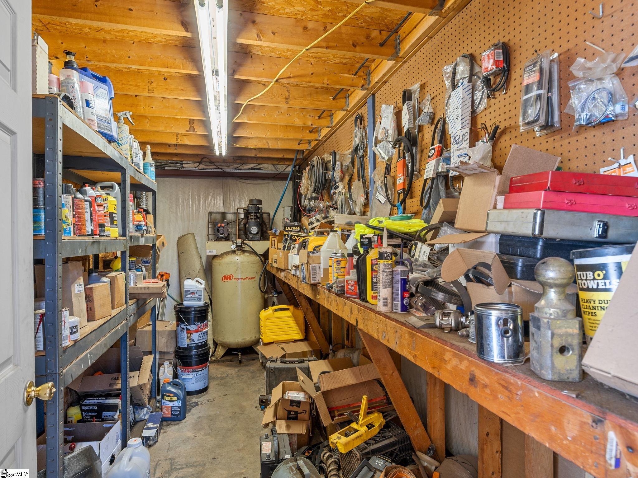3808 N Highway 14 Property Photo 13