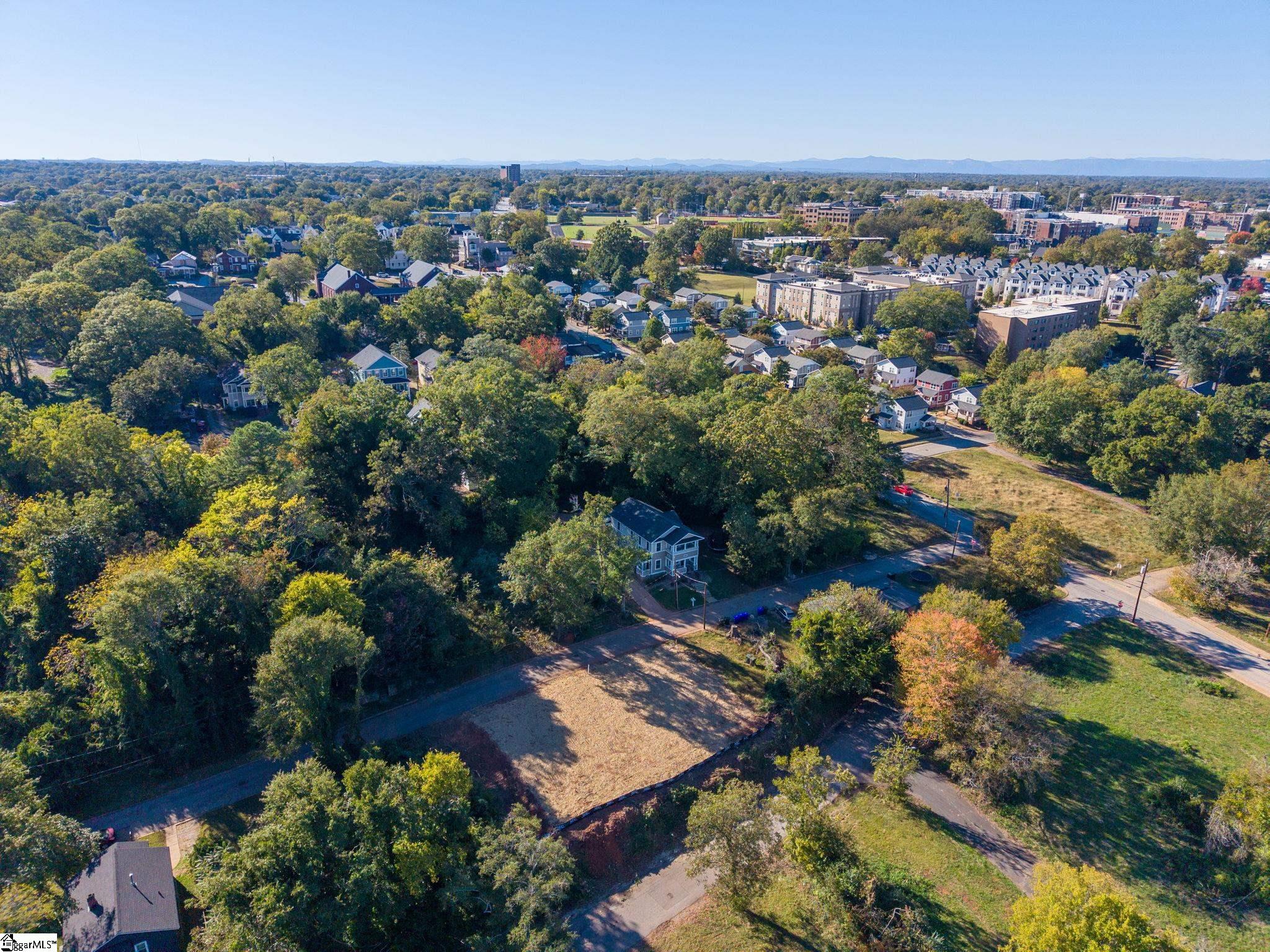 9 Urban Street Property Photo 10