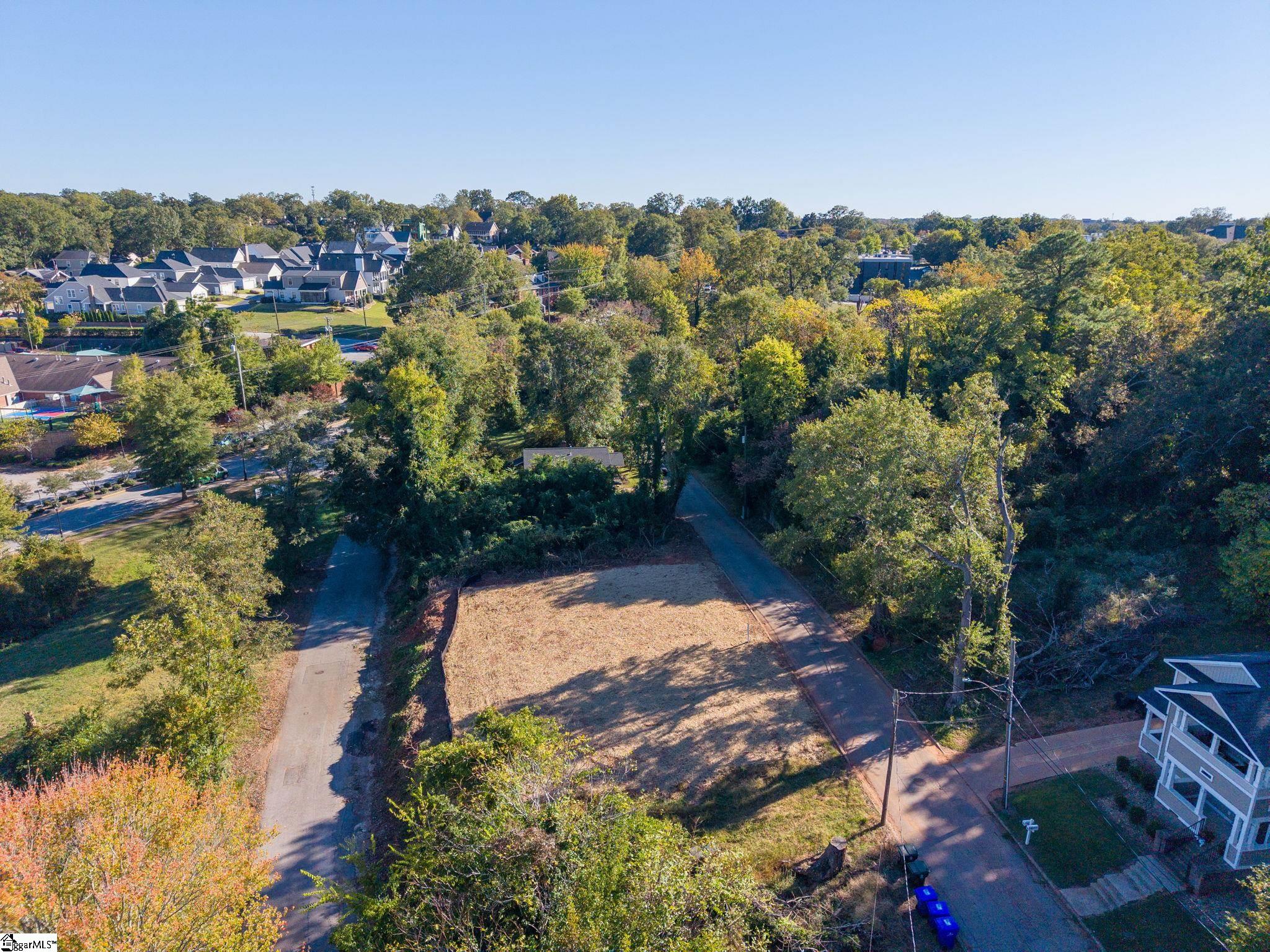 11 Urban Street Property Photo 5