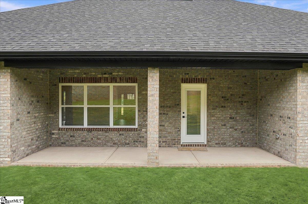 219 Rolling Waters Drive Property Photo 26