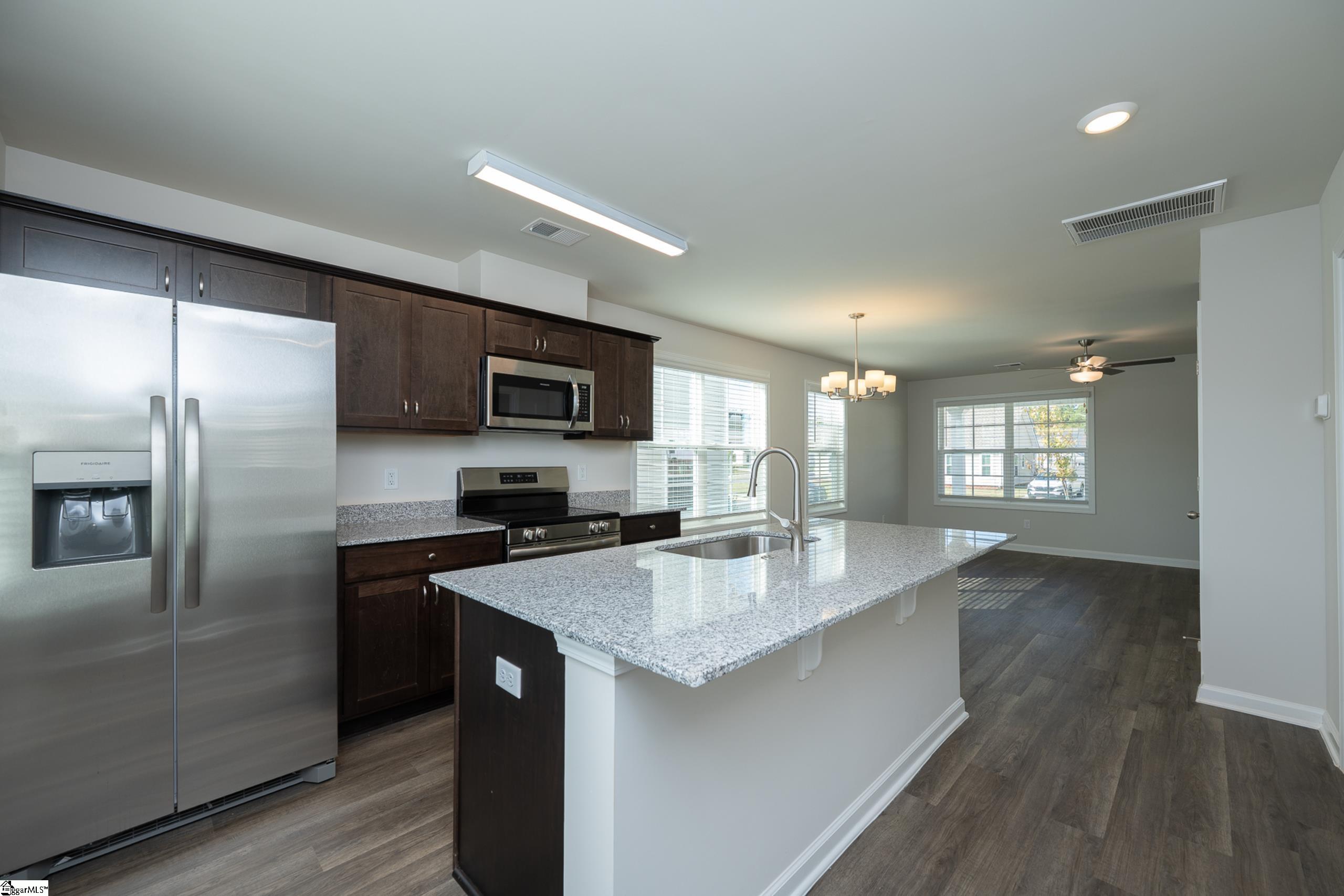 15 Thorndike Way Property Photo 12