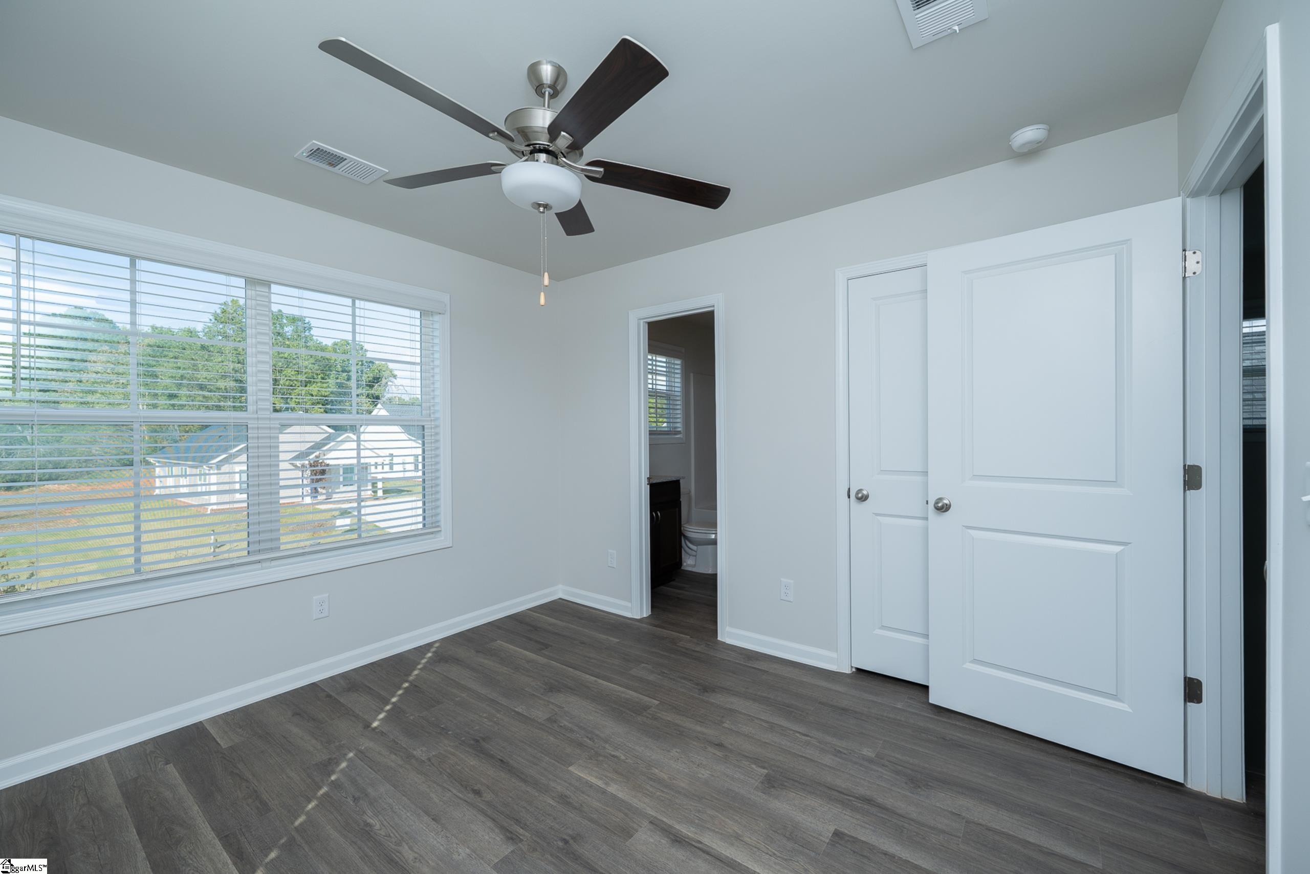 15 Thorndike Way Property Photo 16