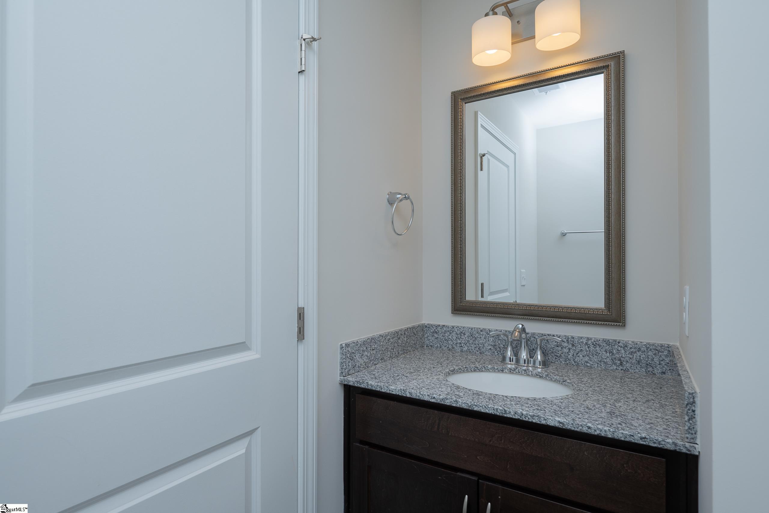 15 Thorndike Way Property Photo 20