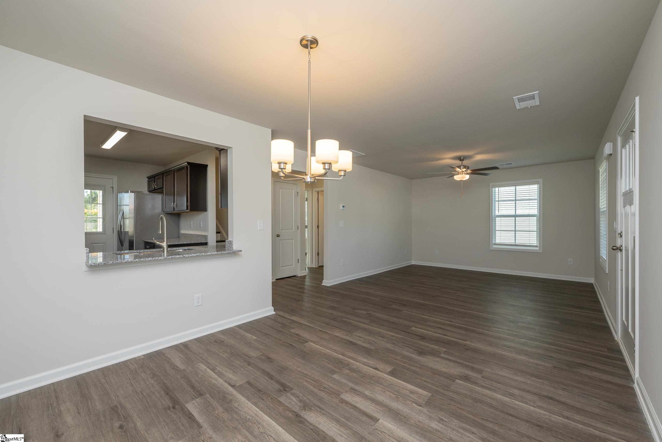 17 Thorndike Way Property Photo 4