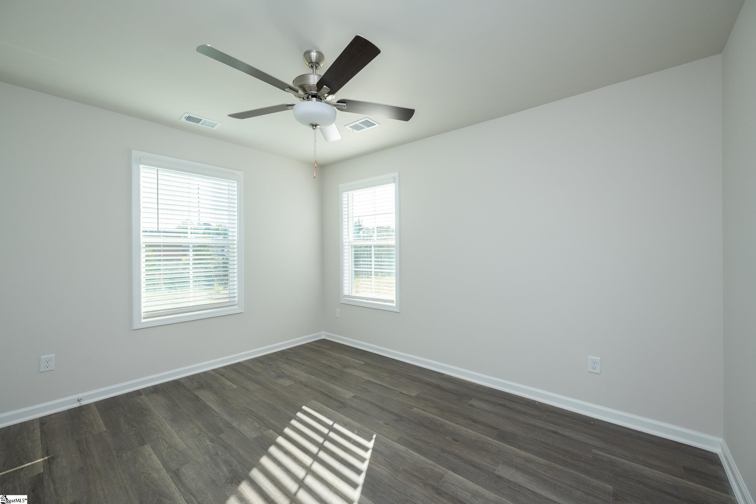 17 Thorndike Way Property Photo 11