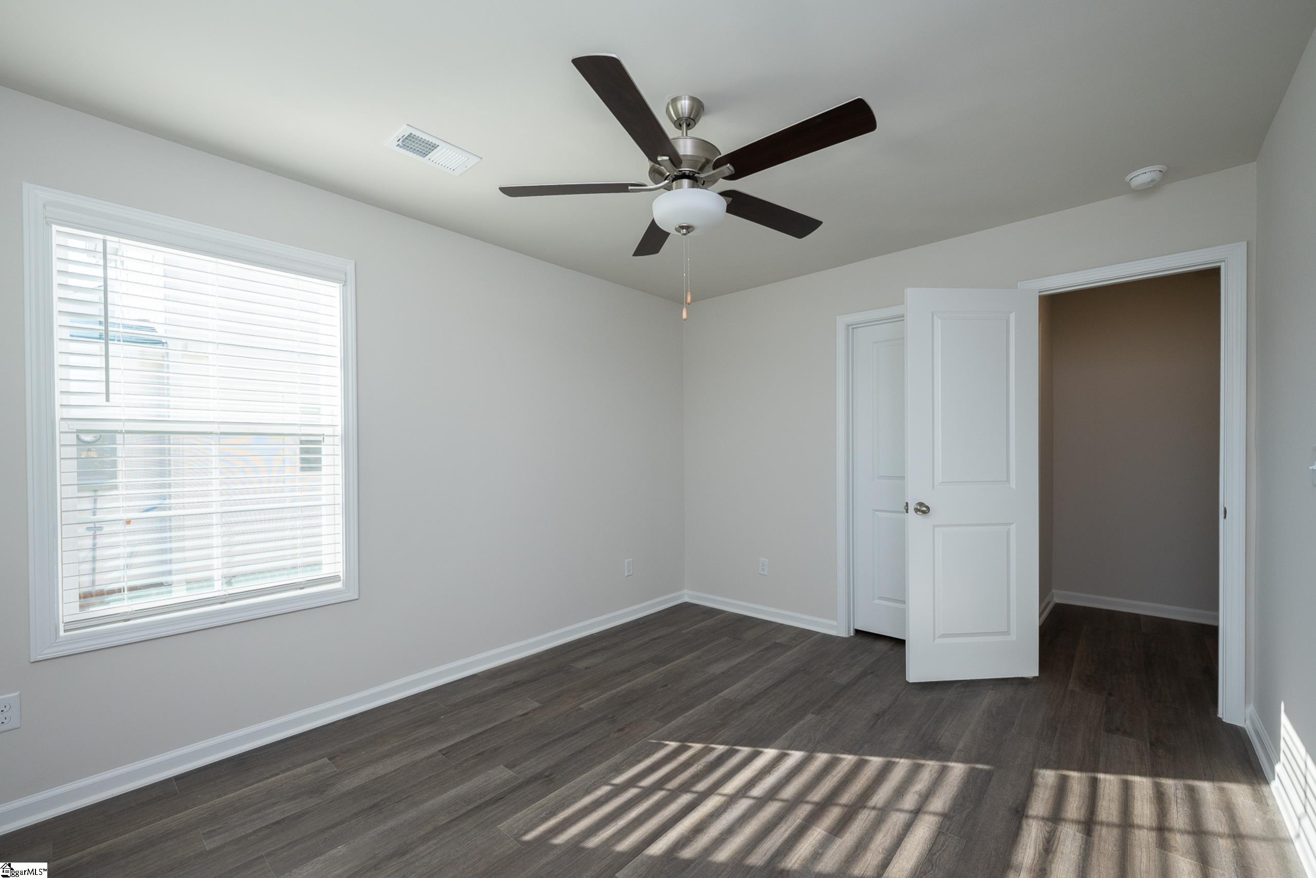17 Thorndike Way Property Photo 12