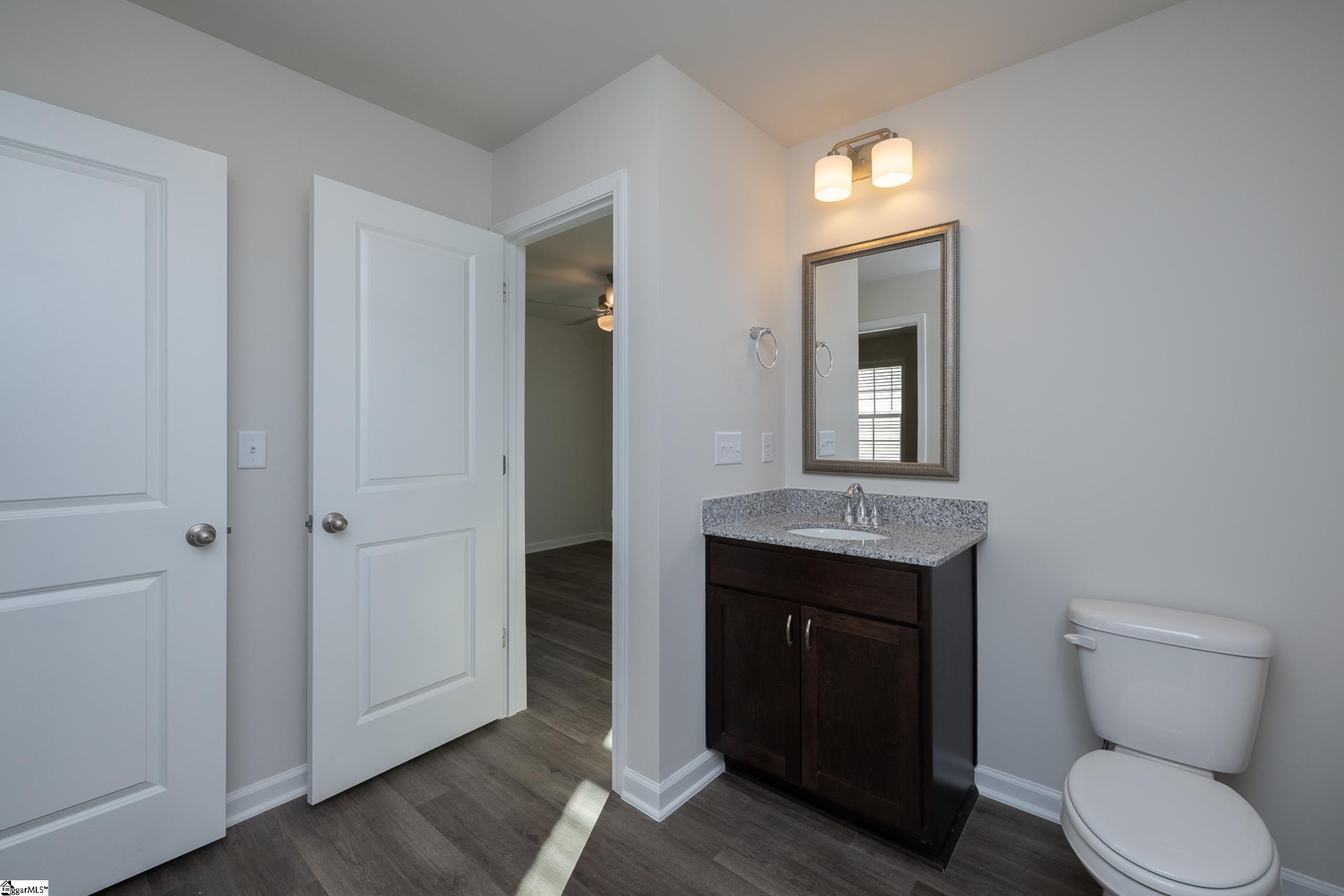 17 Thorndike Way Property Photo 19