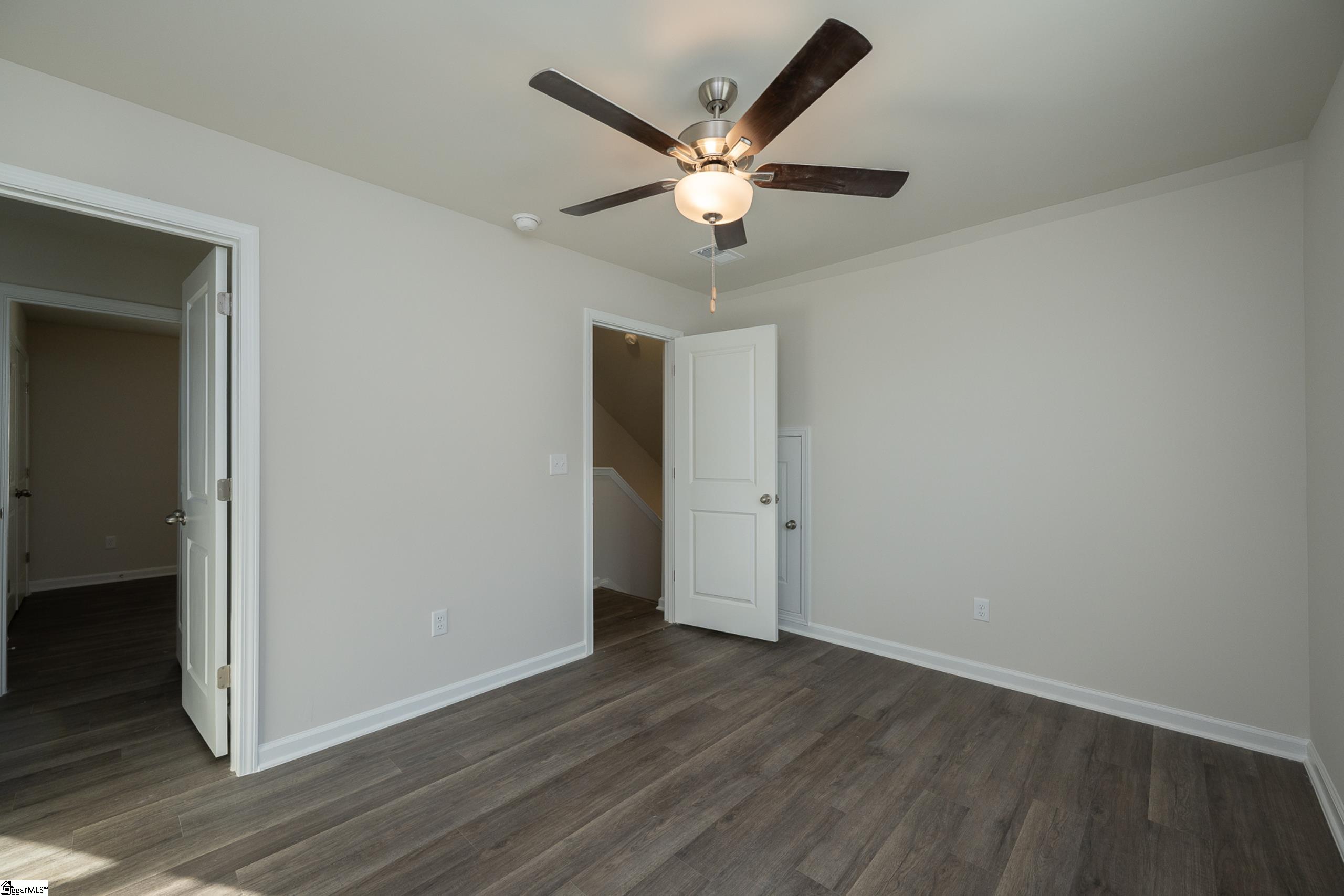 17 Thorndike Way Property Photo 22
